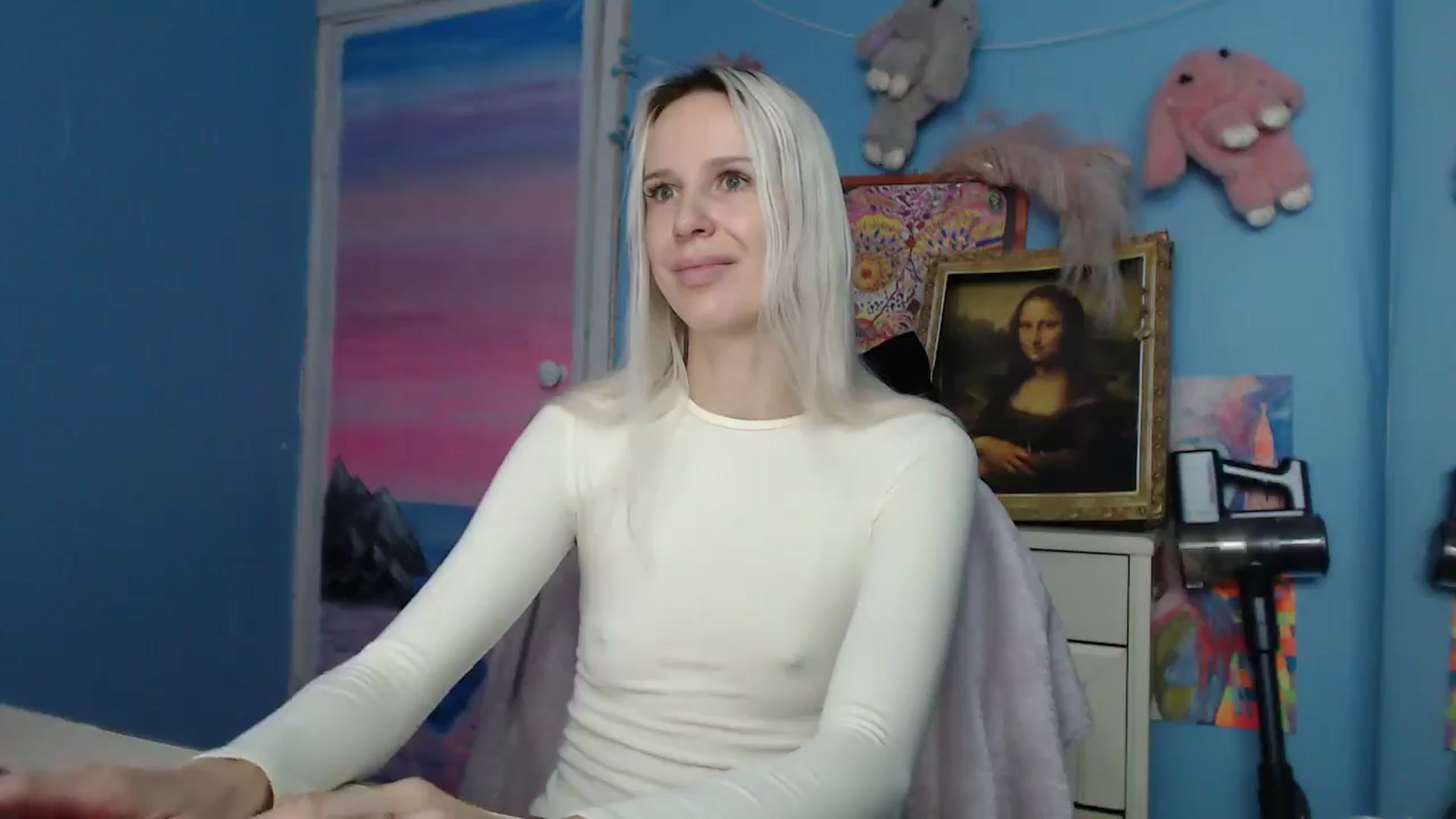 Gallery image thumbnail from Malina_kitty's myfreecams stream on, 10/02/2025, 05:57 image 11 of 20