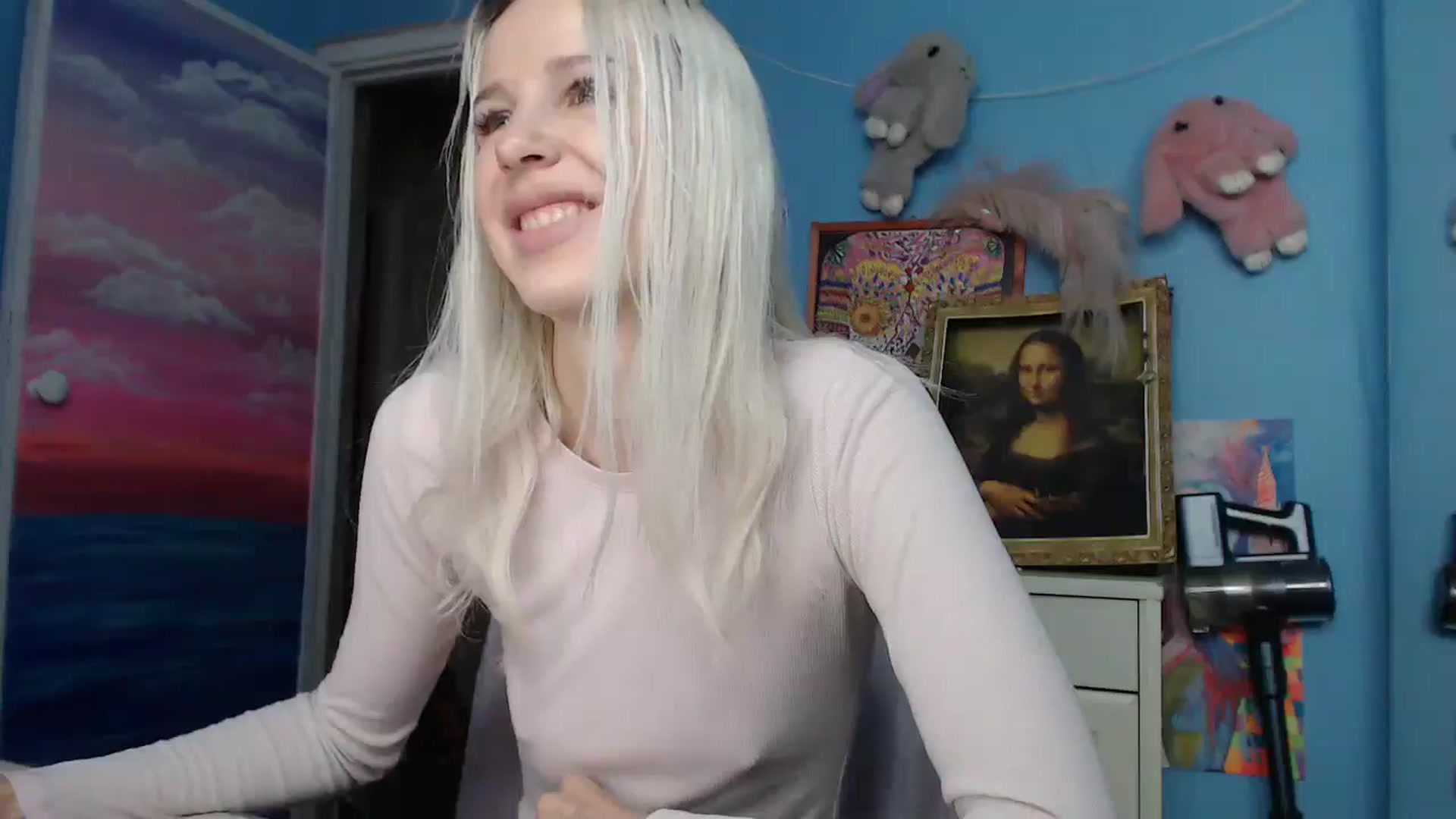 Gallery image thumbnail from Malina_kitty's myfreecams stream on, 10/05/2025, 03:14 image 10 of 20