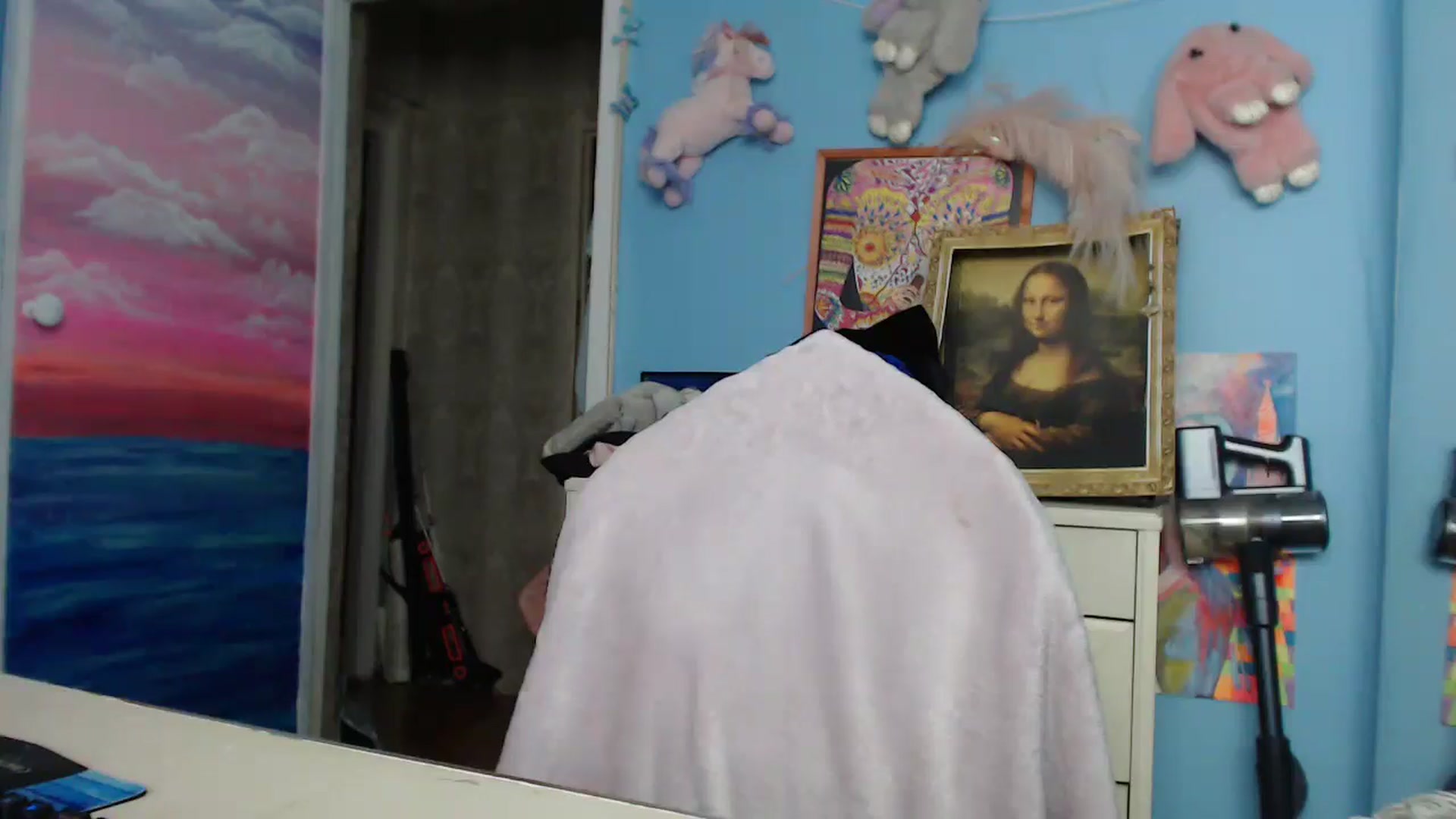 Gallery image thumbnail from Malina_kitty's myfreecams stream on, 10/06/2025, 03:09 image 4 of 20