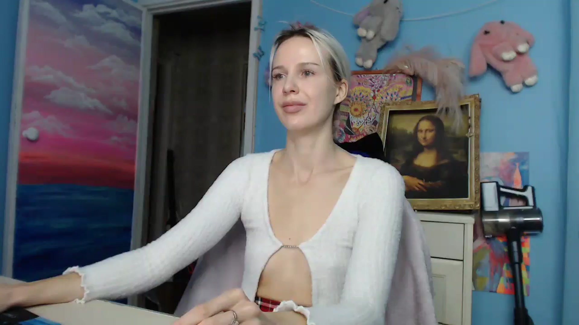Gallery image thumbnail from Malina_kitty's myfreecams stream on, 10/06/2025, 04:32 image 8 of 20