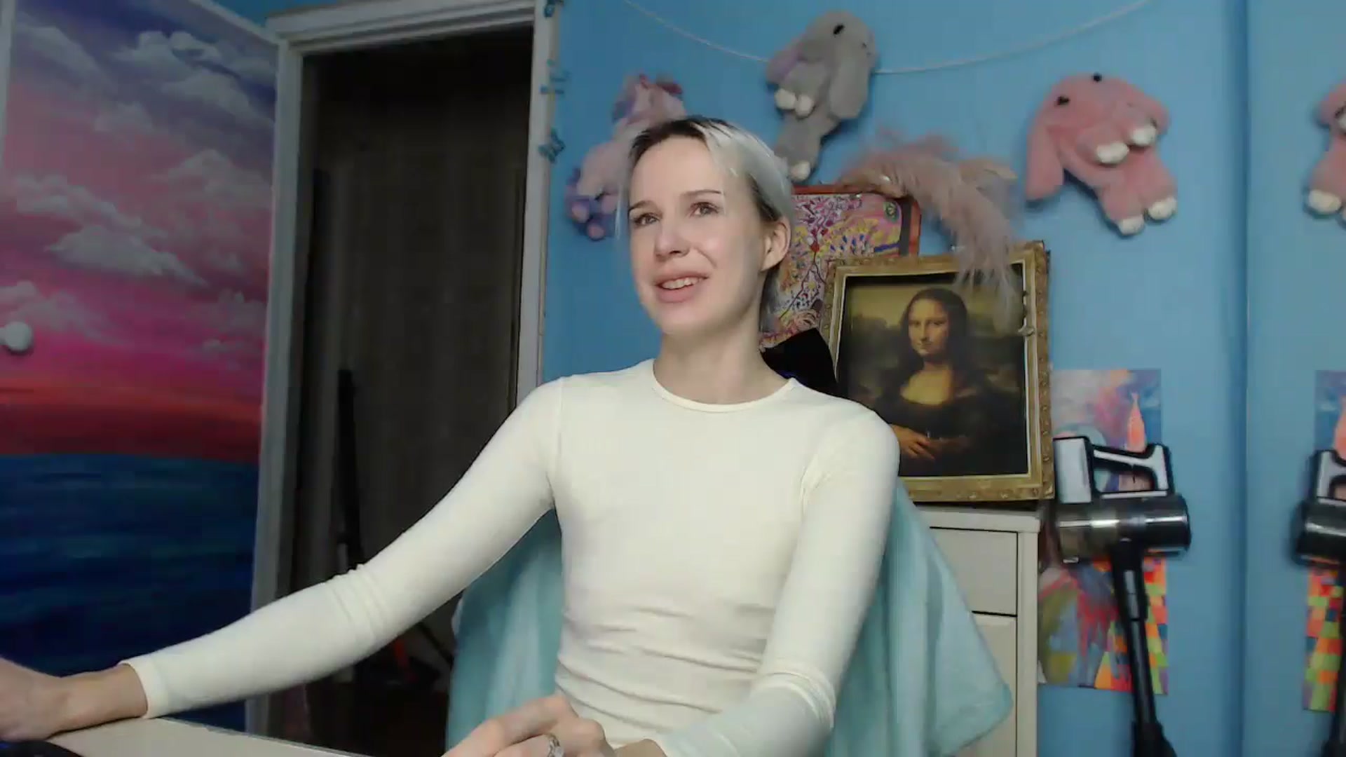 Gallery image thumbnail from Malina_kitty's myfreecams stream on, 10/10/2025, 03:14 image 6 of 20