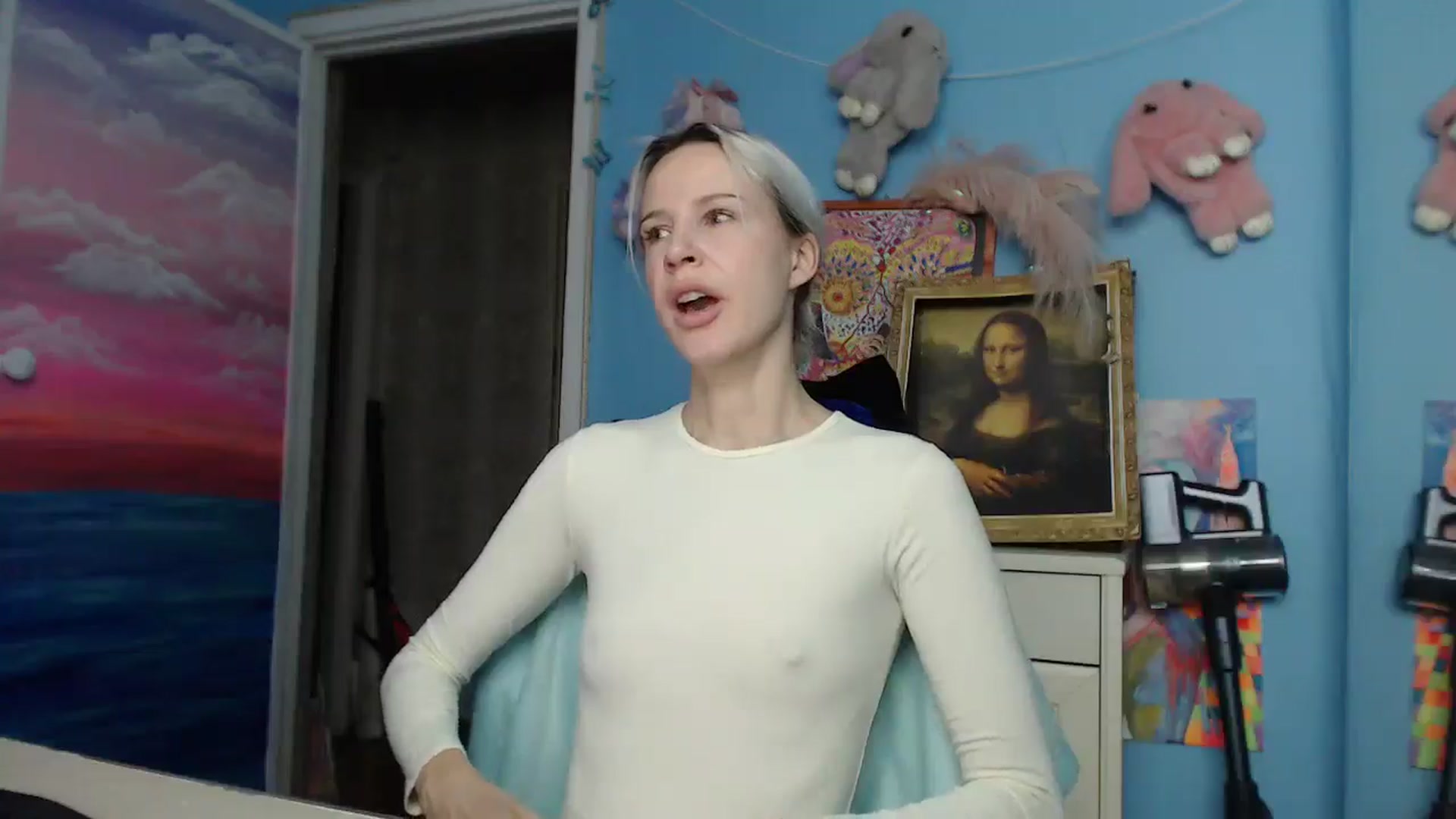 Gallery image thumbnail from Malina_kitty's myfreecams stream on, 10/10/2025, 03:14 image 12 of 20