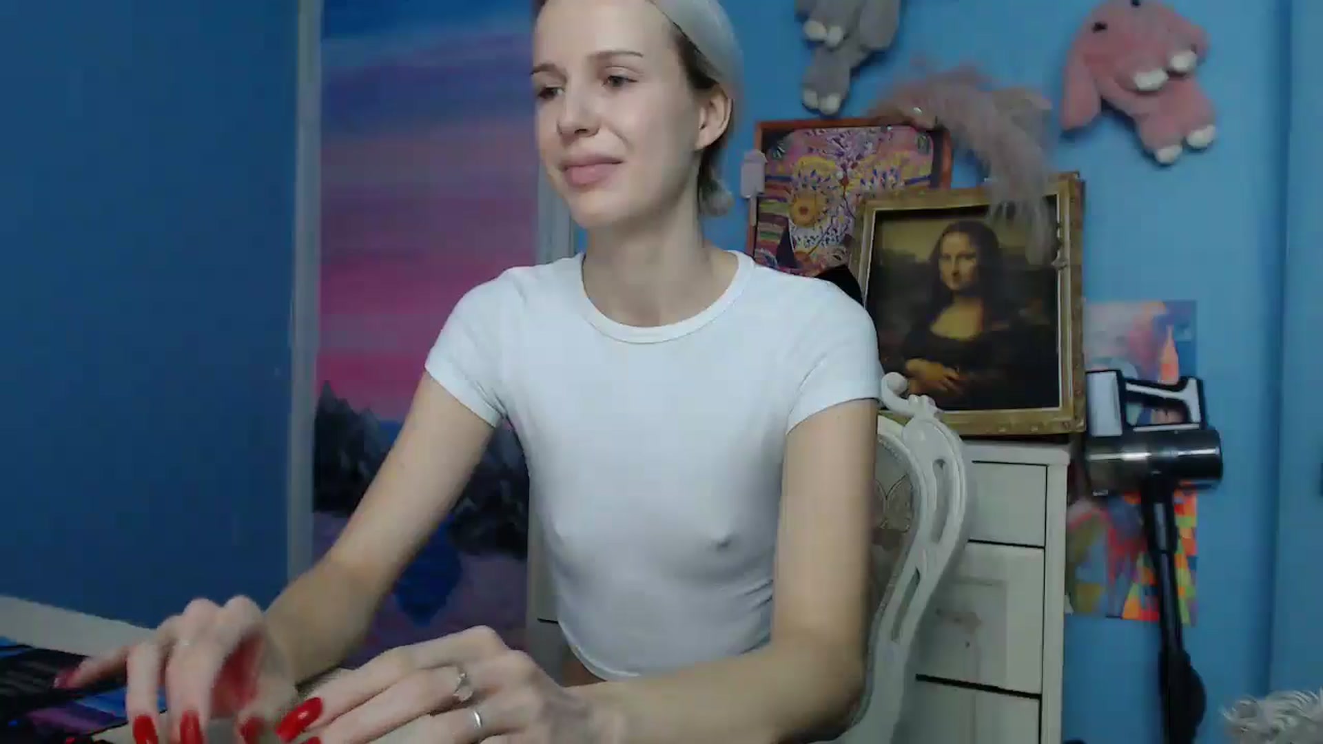 Gallery image thumbnail from Malina_kitty's myfreecams stream on, 10/10/2025, 05:30 image 10 of 20