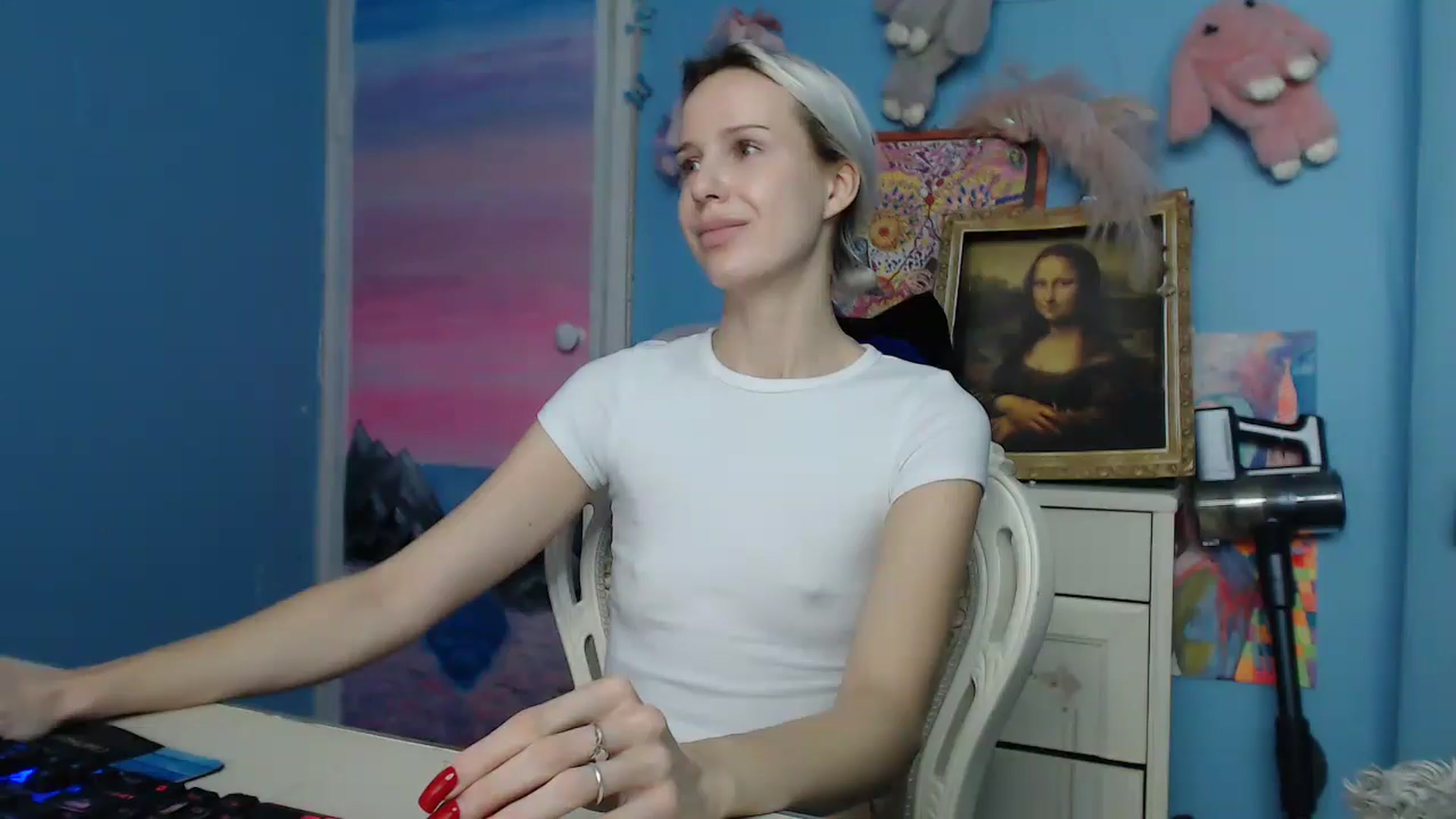 Gallery image thumbnail from Malina_kitty's myfreecams stream on, 10/10/2025, 05:30 image 19 of 20