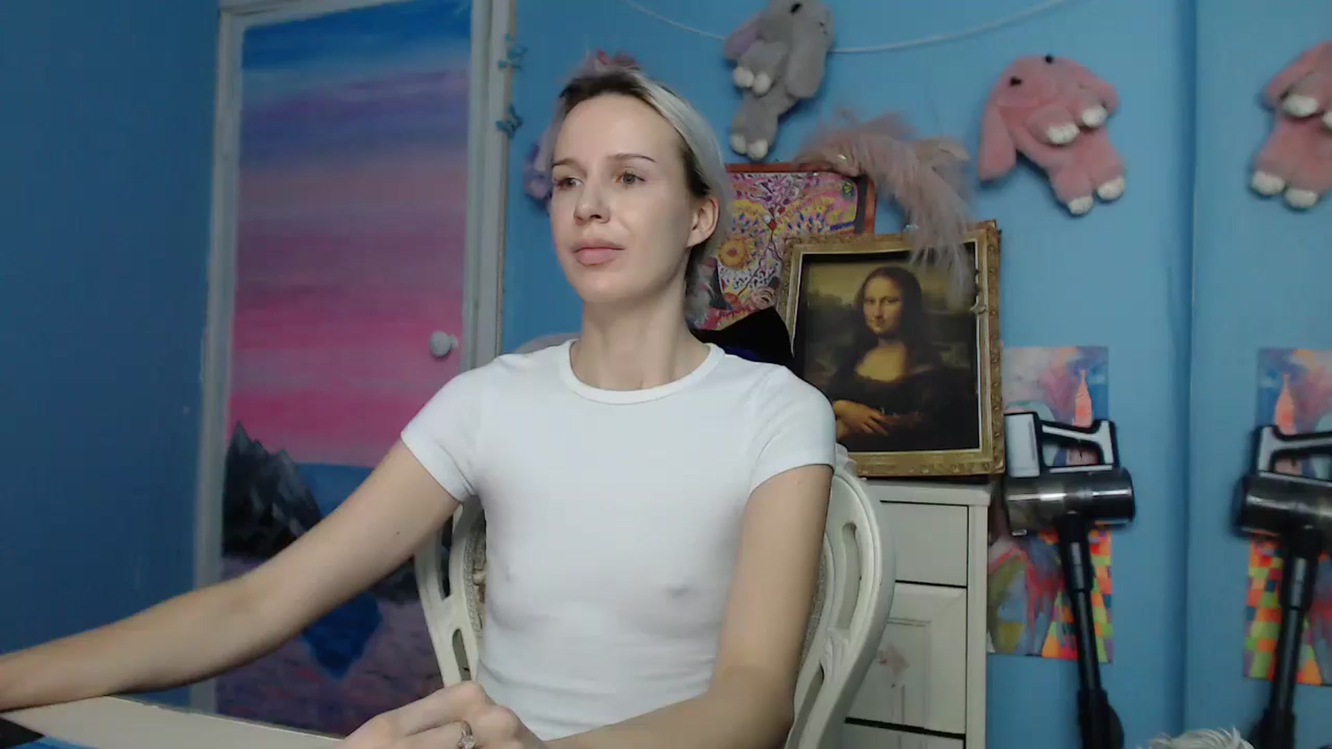 Gallery image thumbnail from Malina_kitty's myfreecams stream on, 10/10/2025, 05:48 image 3 of 20