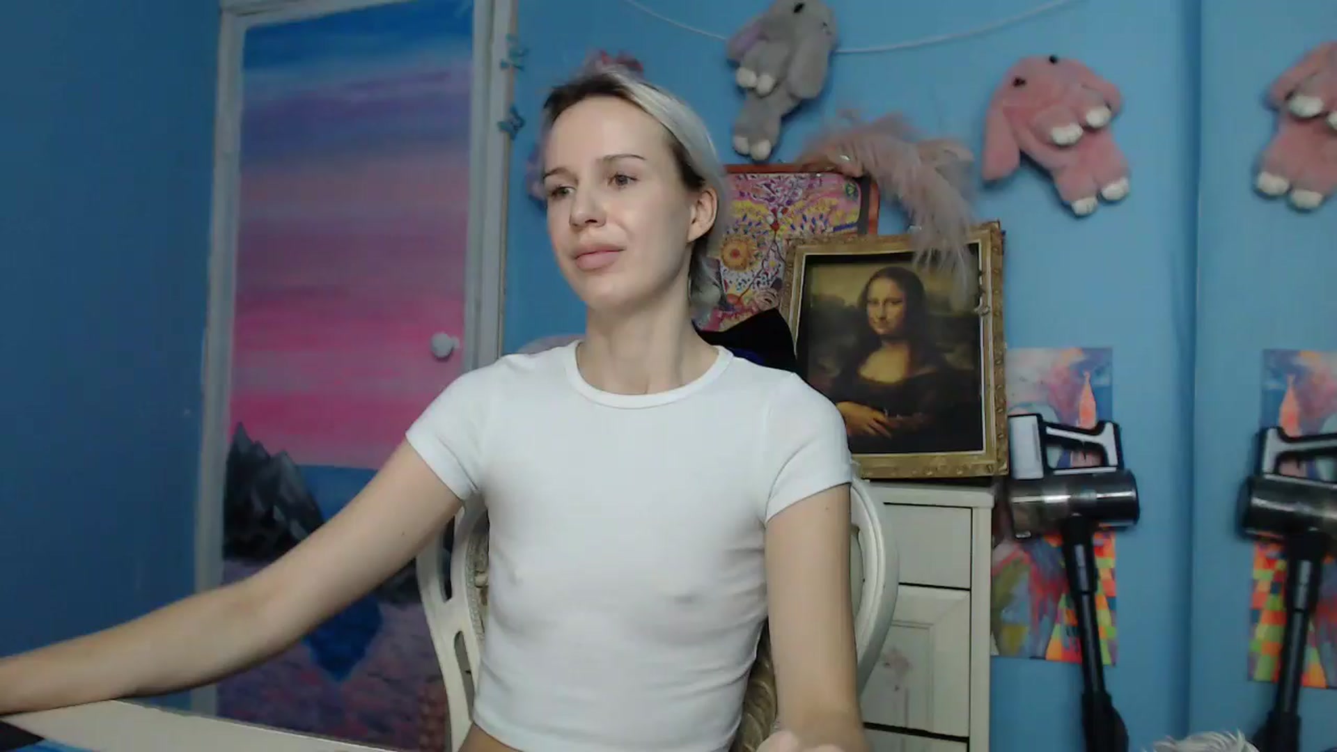 Gallery image thumbnail from Malina_kitty's myfreecams stream on, 10/10/2025, 05:48 image 2 of 20