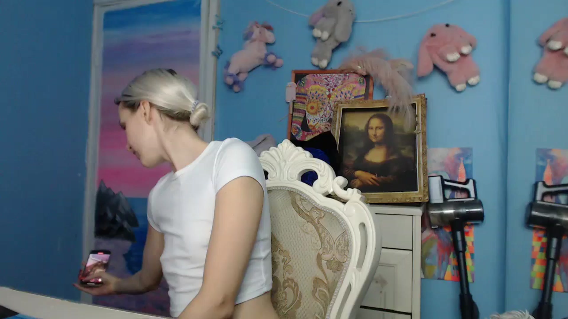 Gallery image thumbnail from Malina_kitty's myfreecams stream on, 10/10/2025, 05:48 image 19 of 20