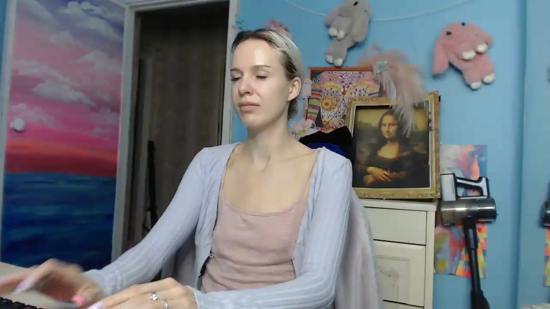 Gallery image thumbnail from Malina_kitty's myfreecams stream on, 10/25/2025, 03:46 image 17 of 20