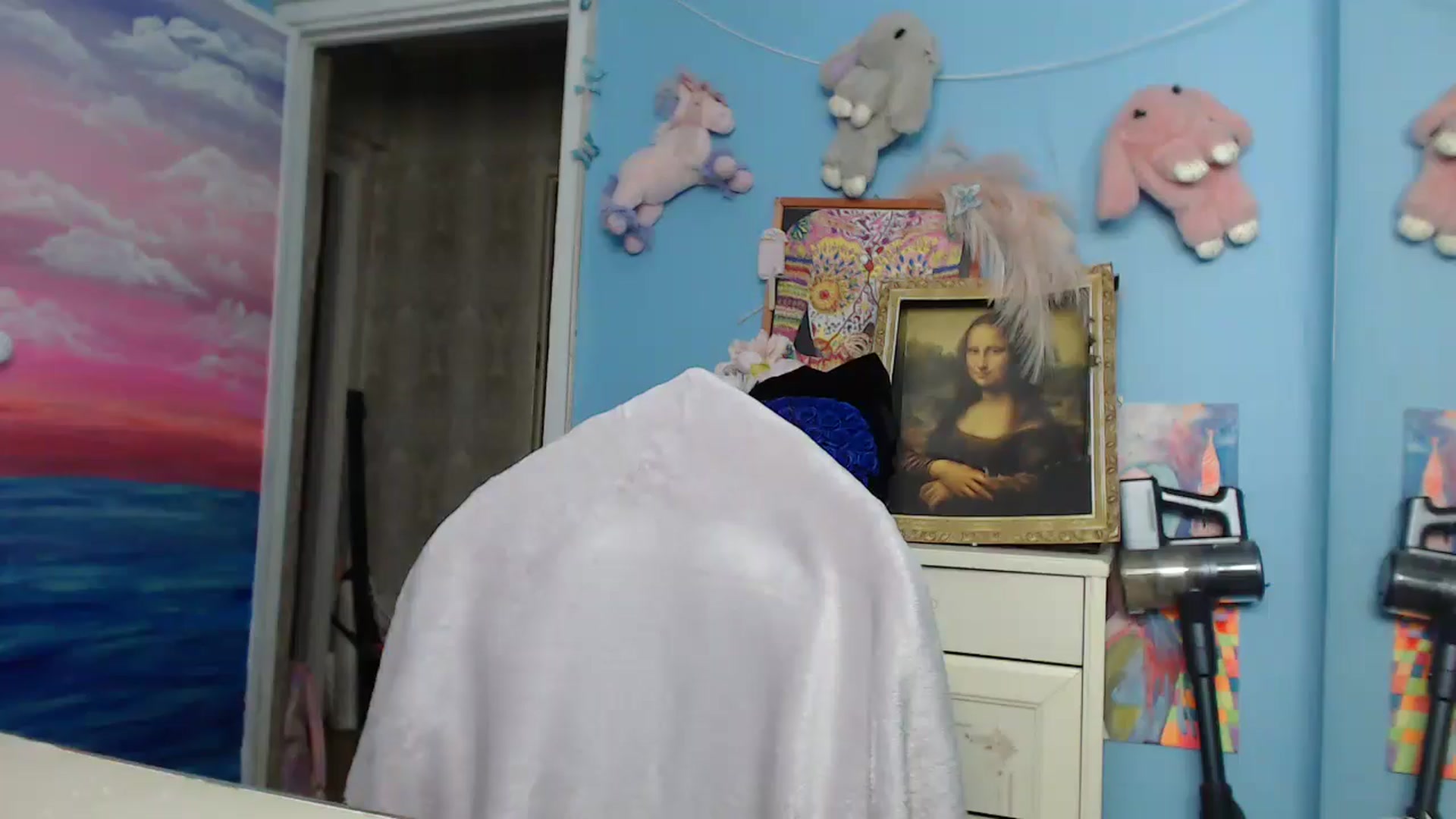 Gallery image thumbnail from Malina_kitty's myfreecams stream on, 10/25/2025, 03:46 image 4 of 20