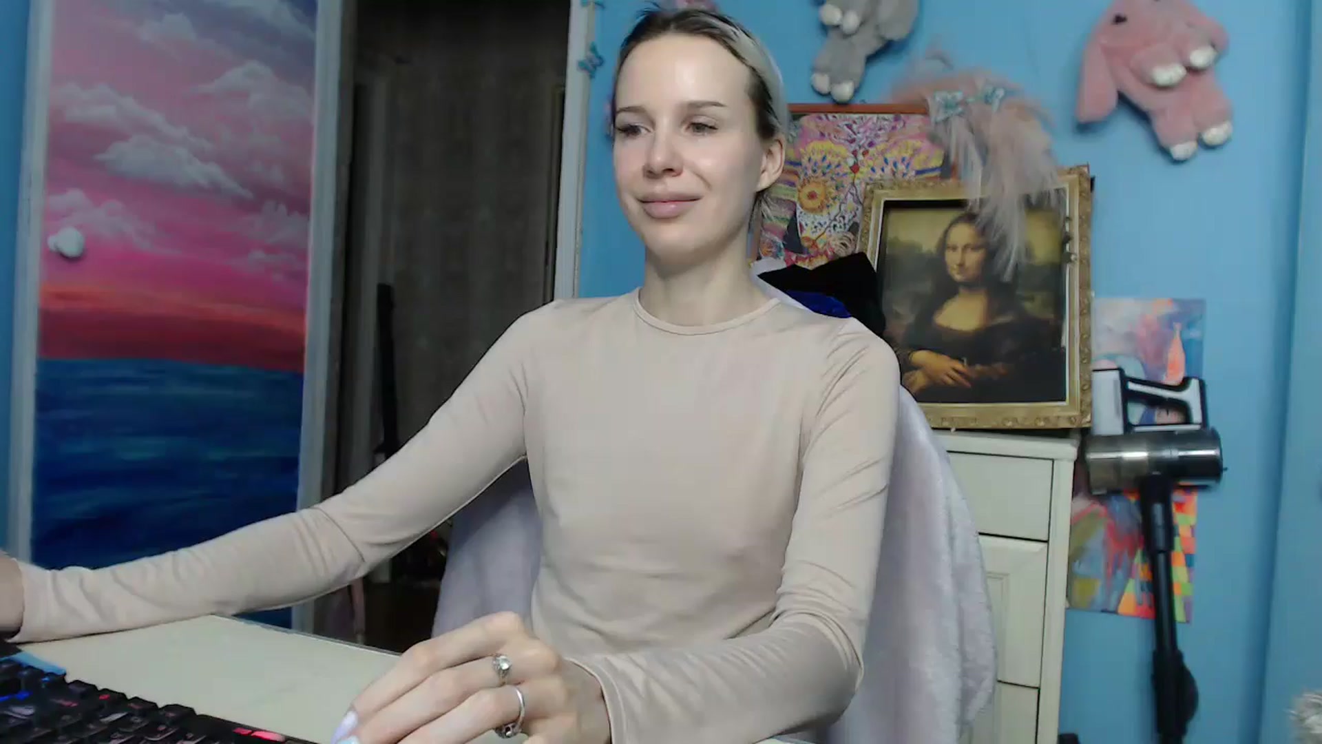 Gallery image thumbnail from Malina_kitty's myfreecams stream on, 10/26/2025, 03:39 image 13 of 20