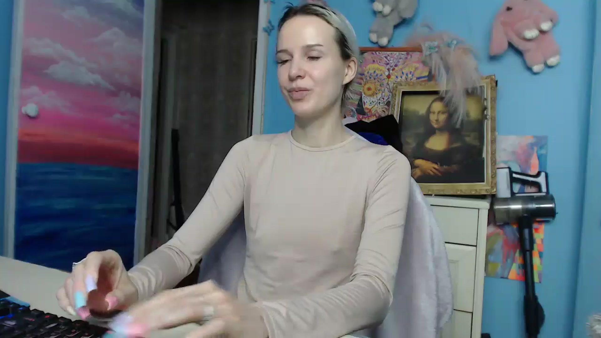 Gallery image thumbnail from Malina_kitty's myfreecams stream on, 10/26/2025, 03:39 image 11 of 20