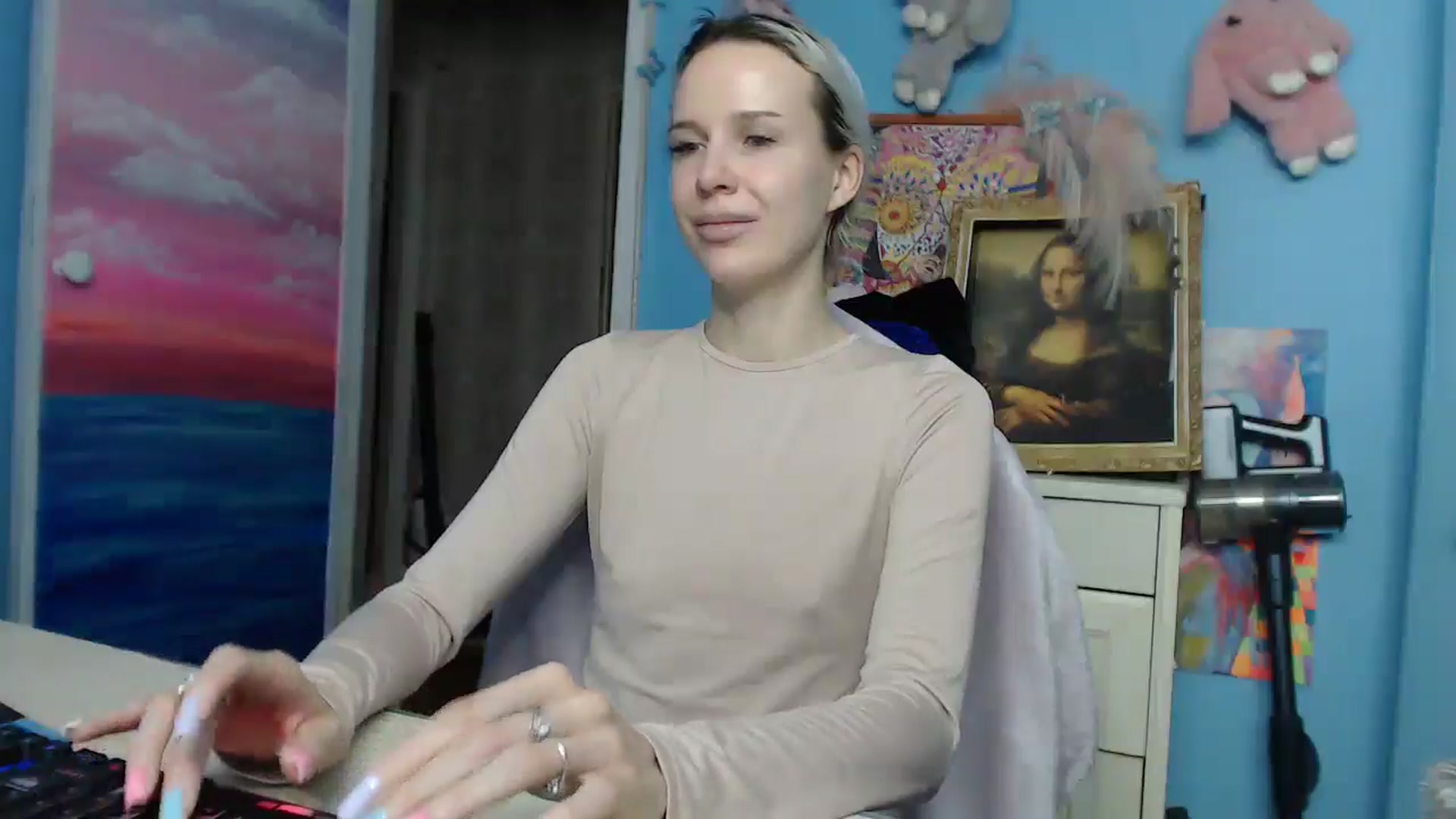 Gallery image thumbnail from Malina_kitty's myfreecams stream on, 10/26/2025, 03:39 image 15 of 20