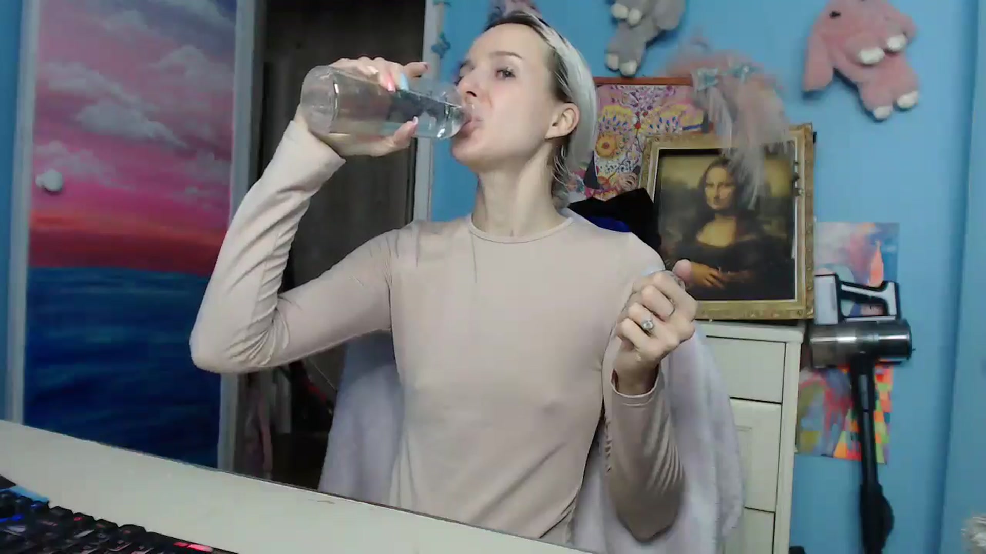 Gallery image thumbnail from Malina_kitty's myfreecams stream on, 10/26/2025, 03:39 image 10 of 20