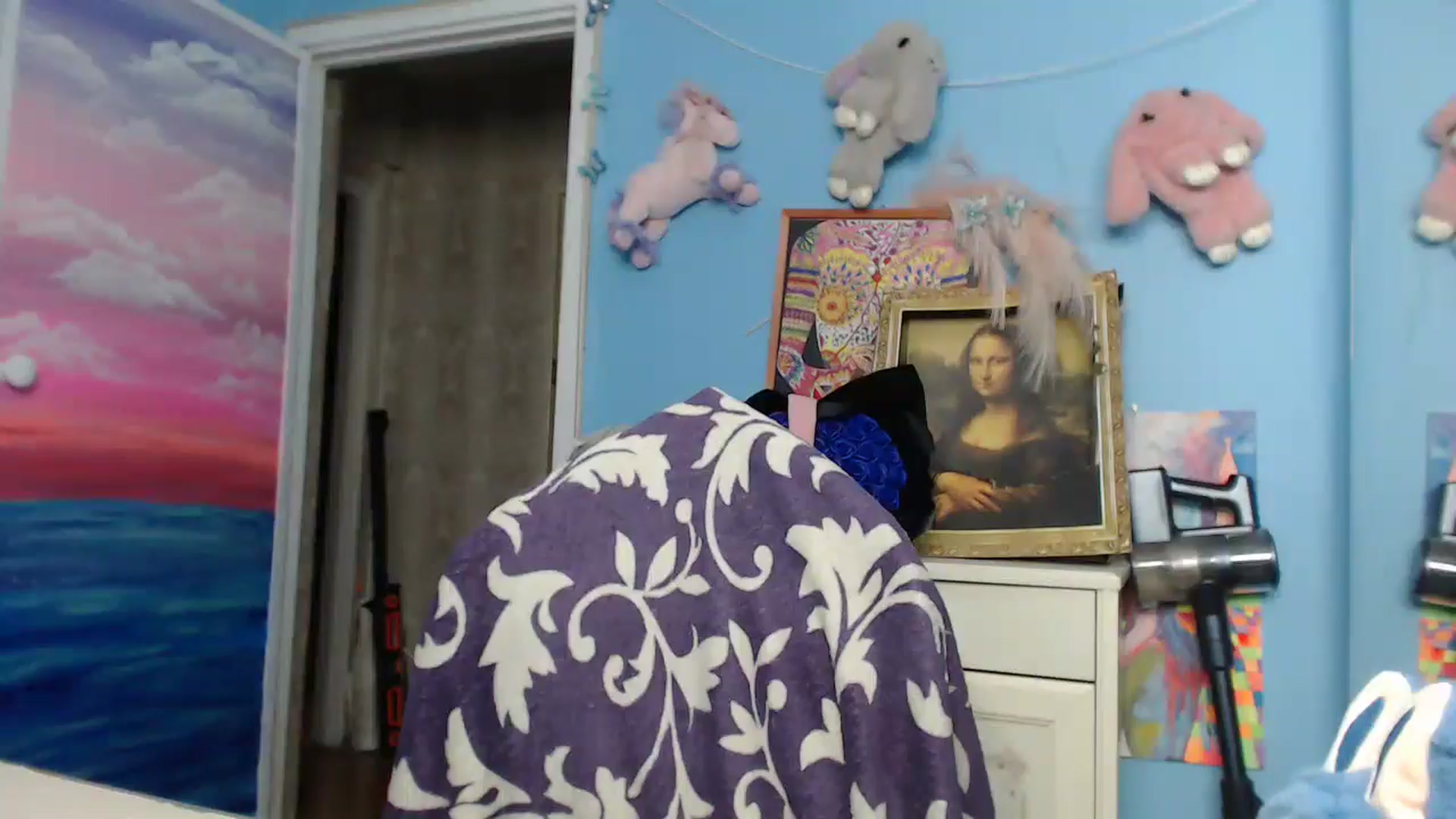 Gallery image thumbnail from Malina_kitty's myfreecams stream on, 12/08/2025, 04:42 image 12 of 20
