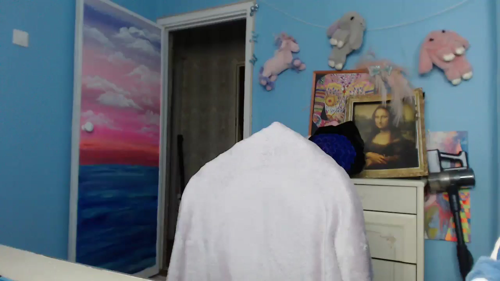 Gallery image thumbnail from Malina_kitty's myfreecams stream on, 12/23/2025, 04:17 image 17 of 20