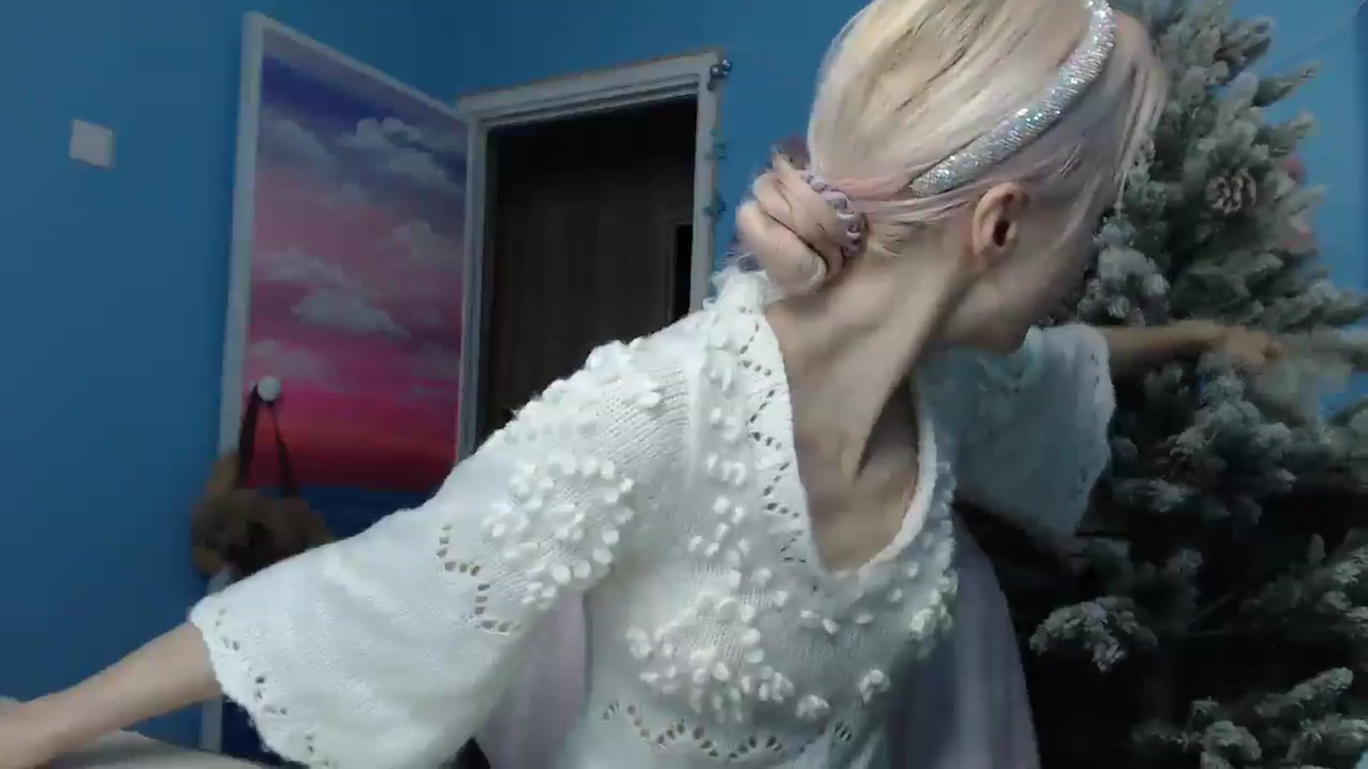 Gallery image thumbnail from Malina_kitty's myfreecams stream on, 12/25/2025, 05:23 image 5 of 20