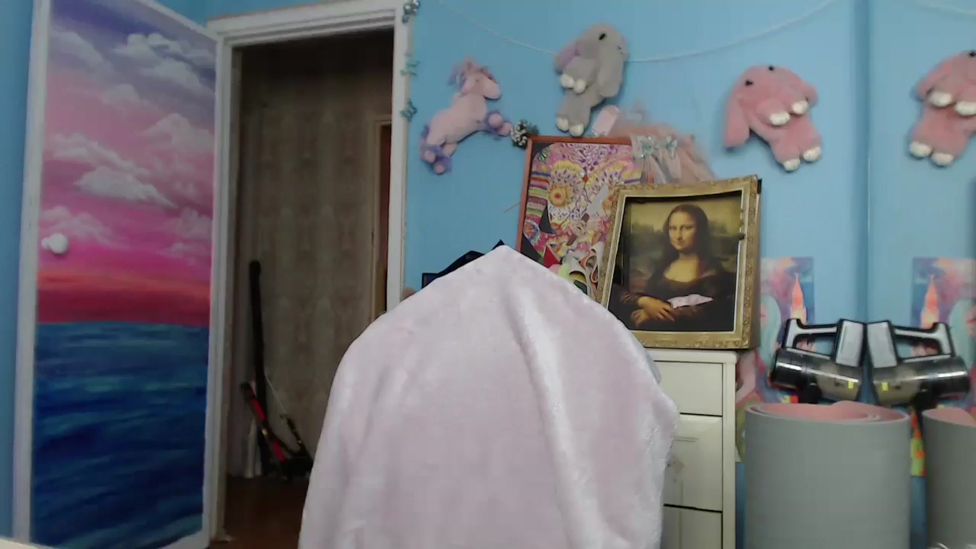 Gallery image thumbnail from Malina_kitty's myfreecams stream on, 04/15/2026, 05:21 image 1 of 20