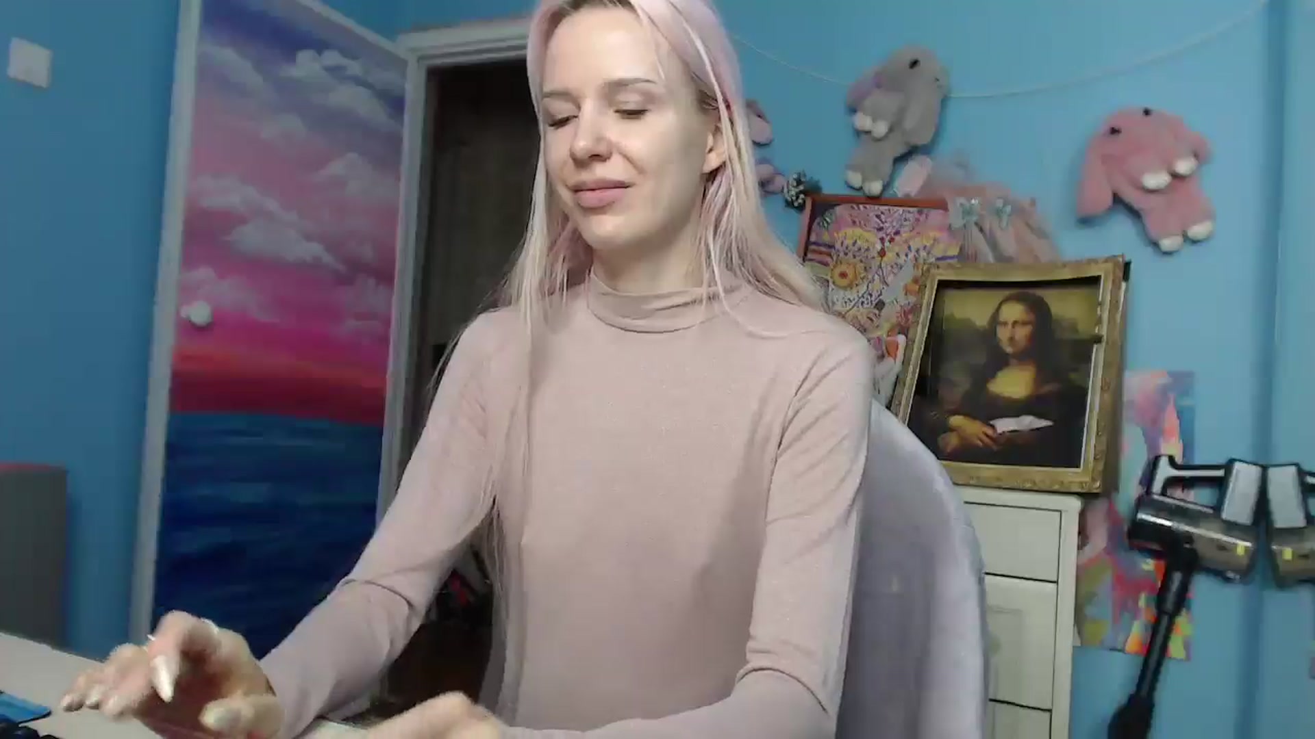 Gallery image thumbnail from Malina_kitty's myfreecams stream on, 04/17/2026, 05:20 image 19 of 20