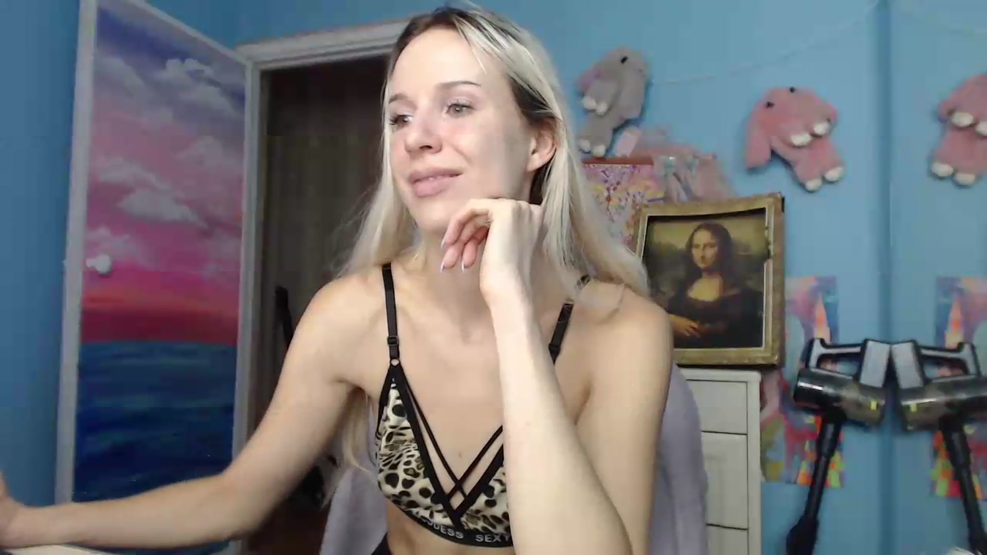 Gallery image thumbnail from Malina_kitty's myfreecams stream on, 08/27/2026, 04:53 image 14 of 20