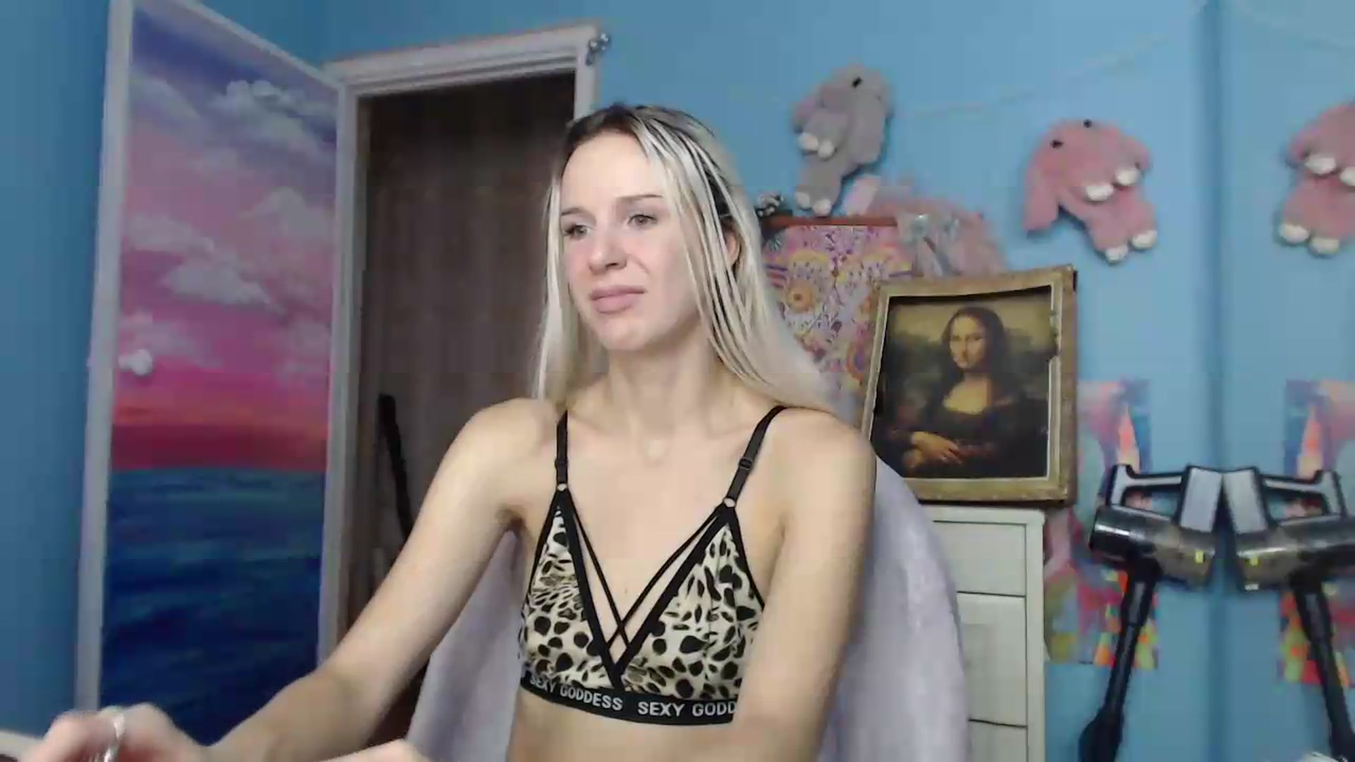 Gallery image thumbnail from Malina_kitty's myfreecams stream on, 08/27/2026, 04:53 image 11 of 20