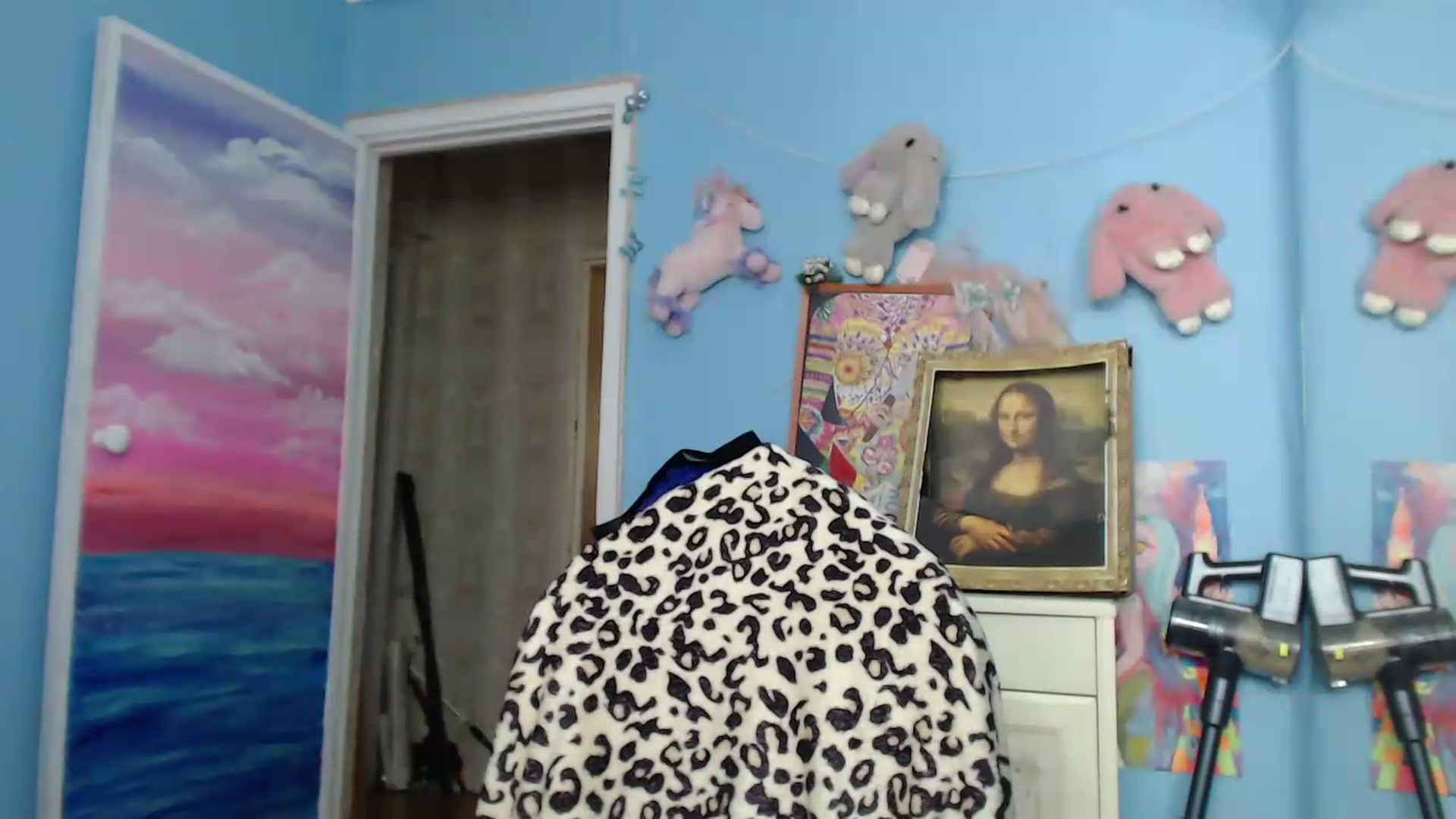 Gallery image thumbnail from Malina_kitty's myfreecams stream on, 09/03/2026, 05:58 image 16 of 20