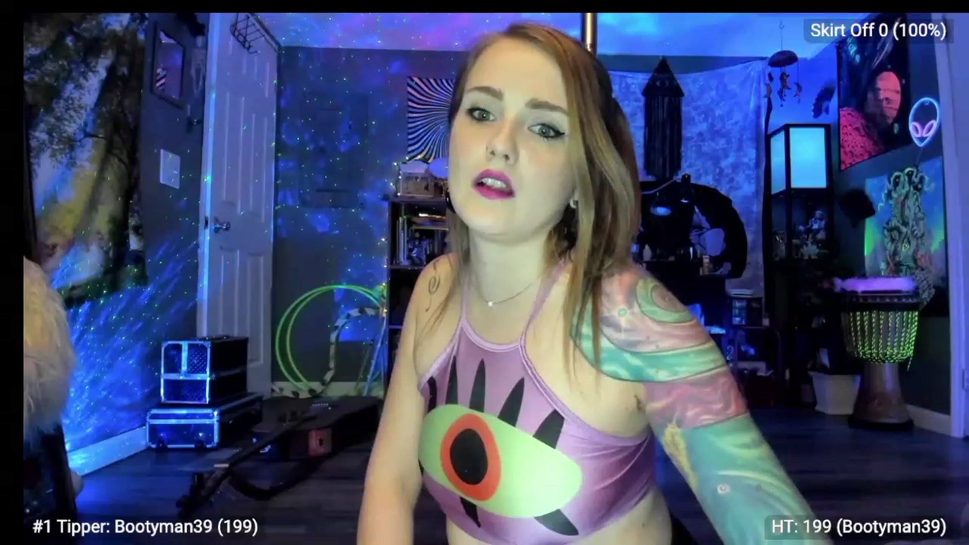 Gallery image thumbnail from Malunaa's myfreecams stream on, 12/01/2022, 01:01 image 5 of 20