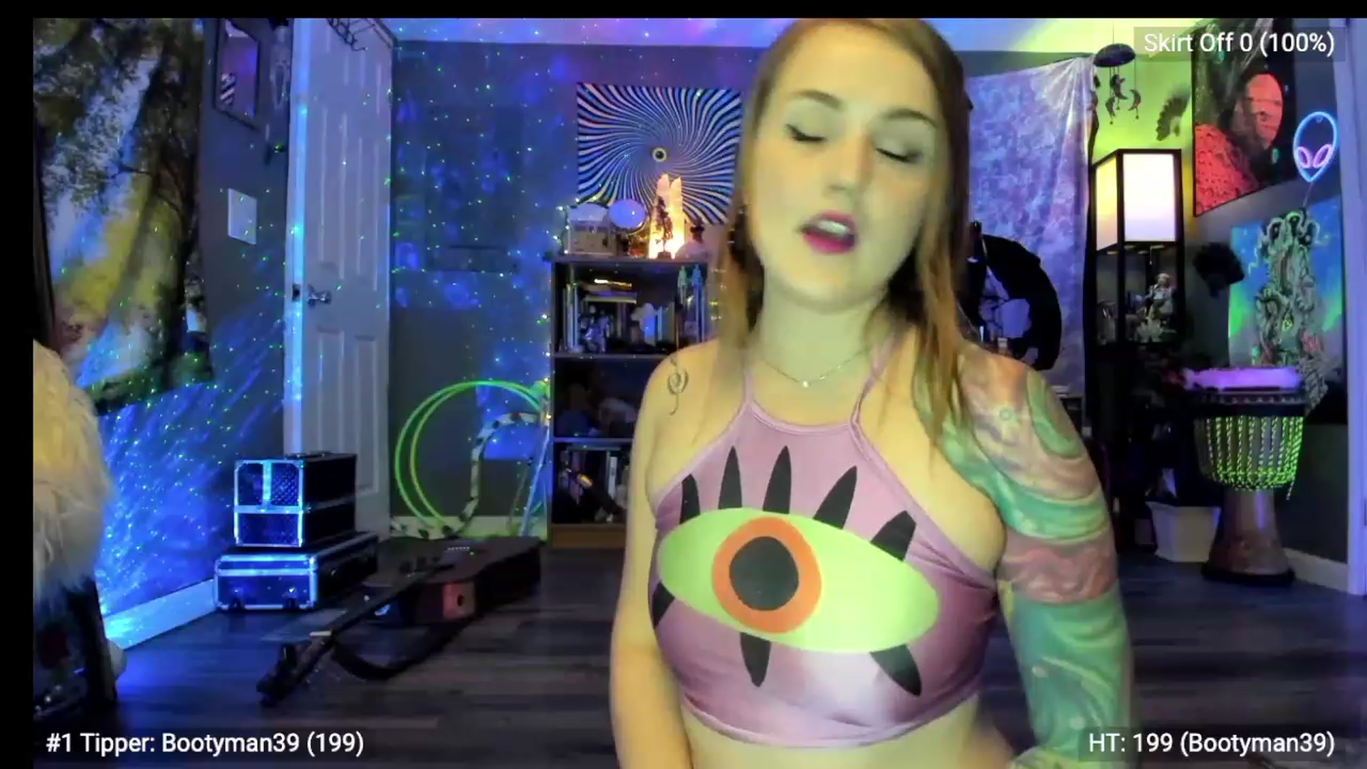 Gallery image thumbnail from Malunaa's myfreecams stream on, 12/01/2022, 01:01 image 9 of 20