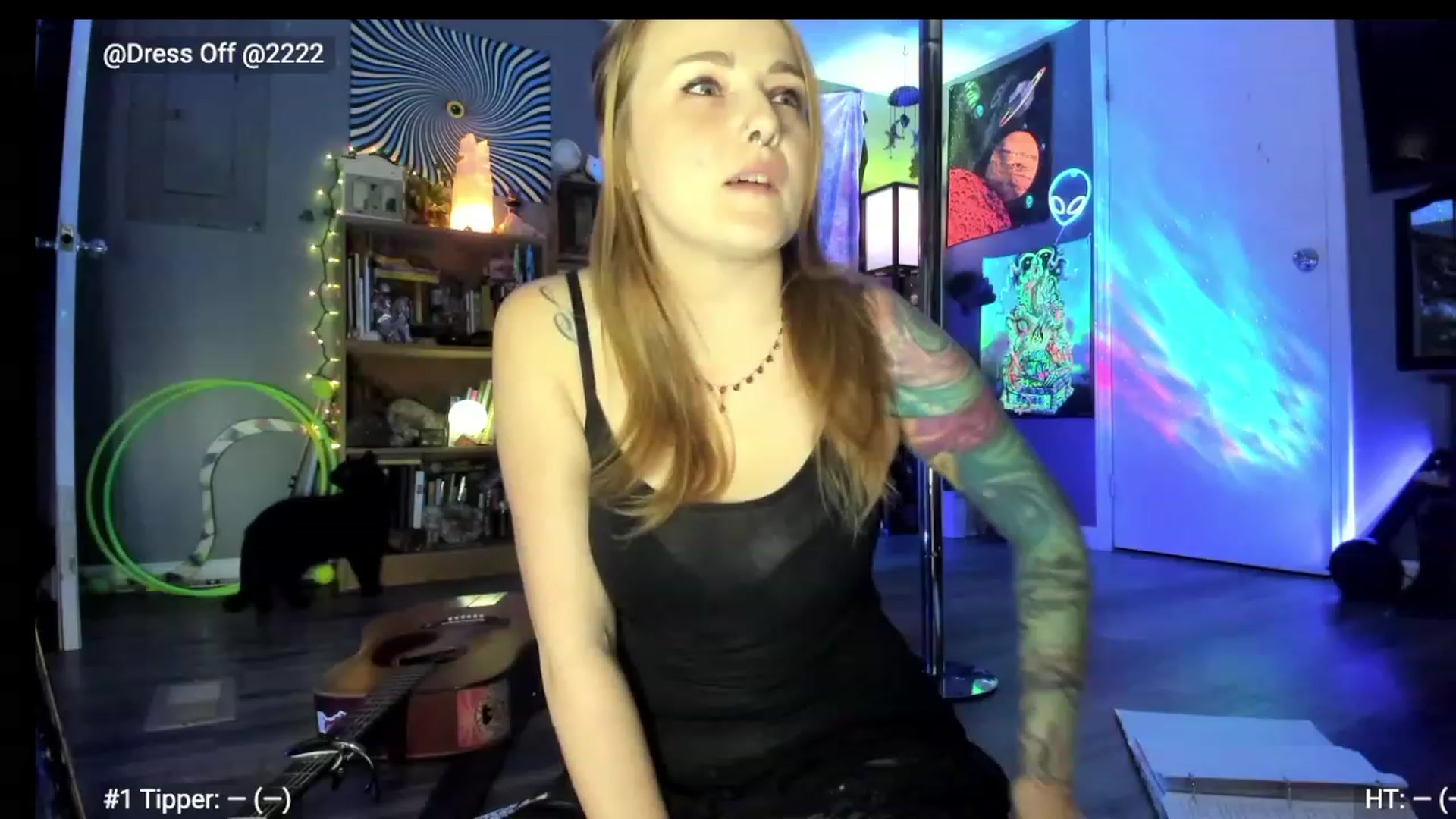 Gallery image thumbnail from Malunaa's myfreecams stream on, 12/05/2022, 22:12 image 4 of 20