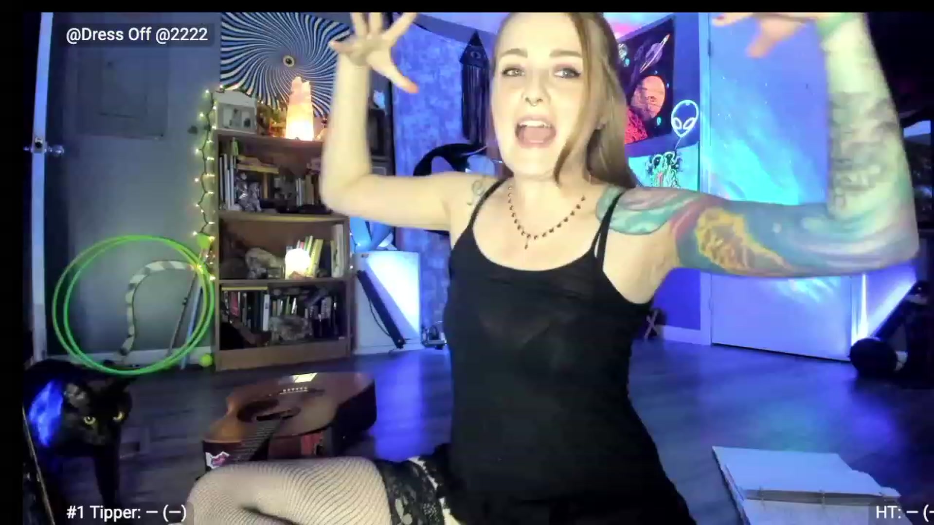 Gallery image thumbnail from Malunaa's myfreecams stream on, 12/05/2022, 22:12 image 1 of 20