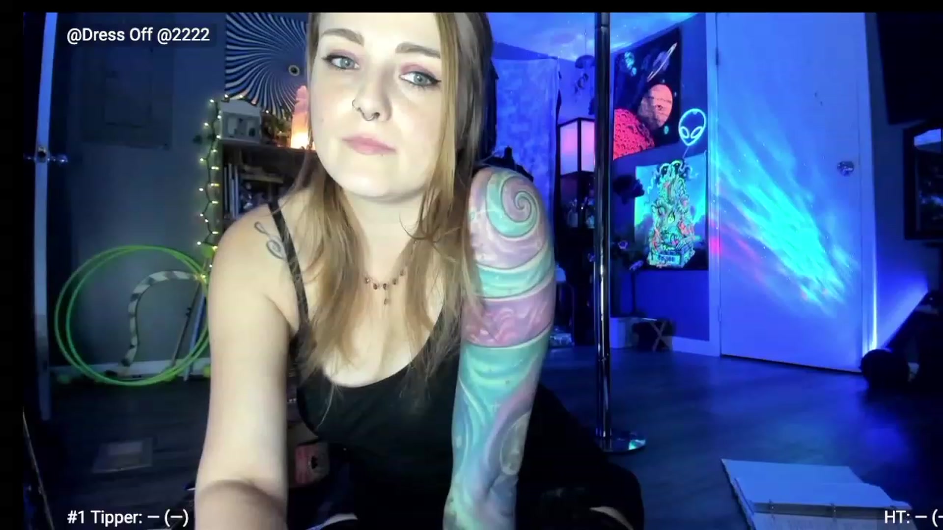 Gallery image thumbnail from Malunaa's myfreecams stream on, 12/05/2022, 22:12 image 6 of 20