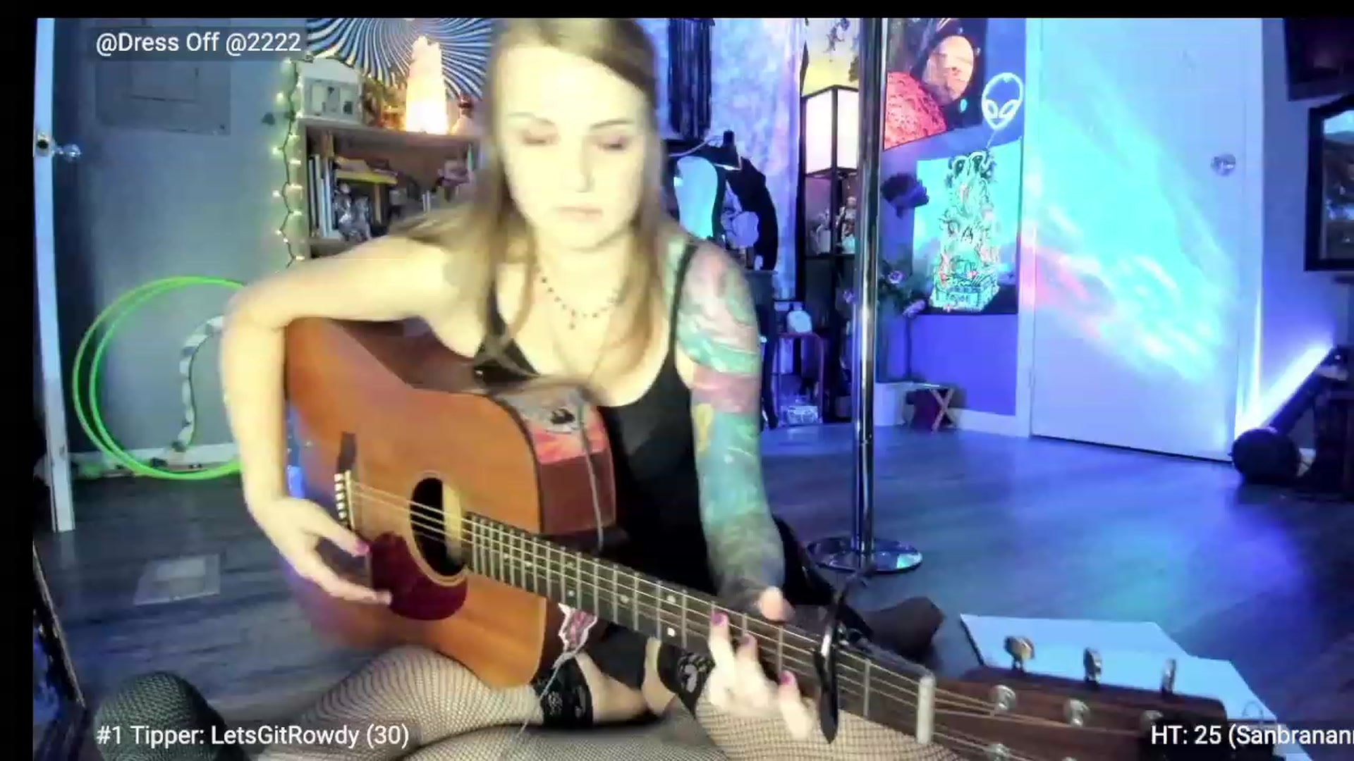 Gallery image thumbnail from Malunaa's myfreecams stream on, 12/05/2022, 23:52 image 16 of 20