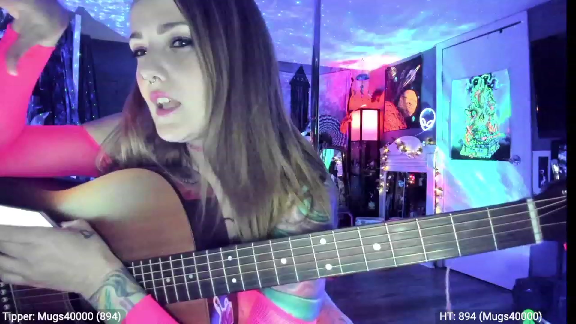 Gallery image thumbnail from Malunaa's myfreecams stream on, 05/17/2023, 22:02 image 1 of 20