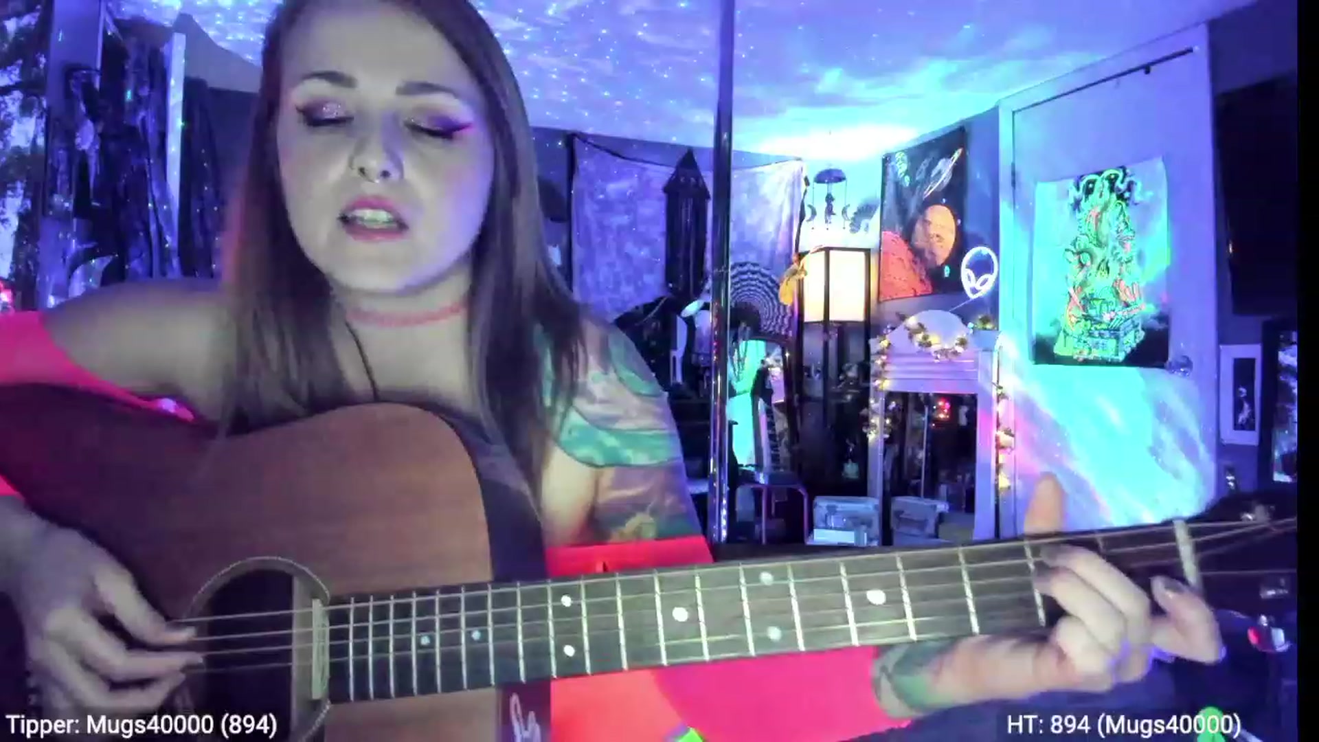 Gallery image thumbnail from Malunaa's myfreecams stream on, 05/17/2023, 22:02 image 3 of 20