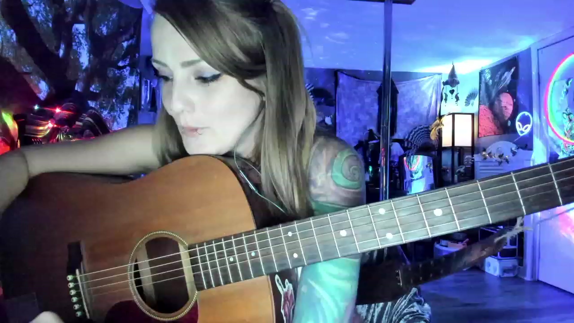 Gallery image thumbnail from Malunaa's myfreecams stream on, 09/07/2023, 23:12 image 4 of 20