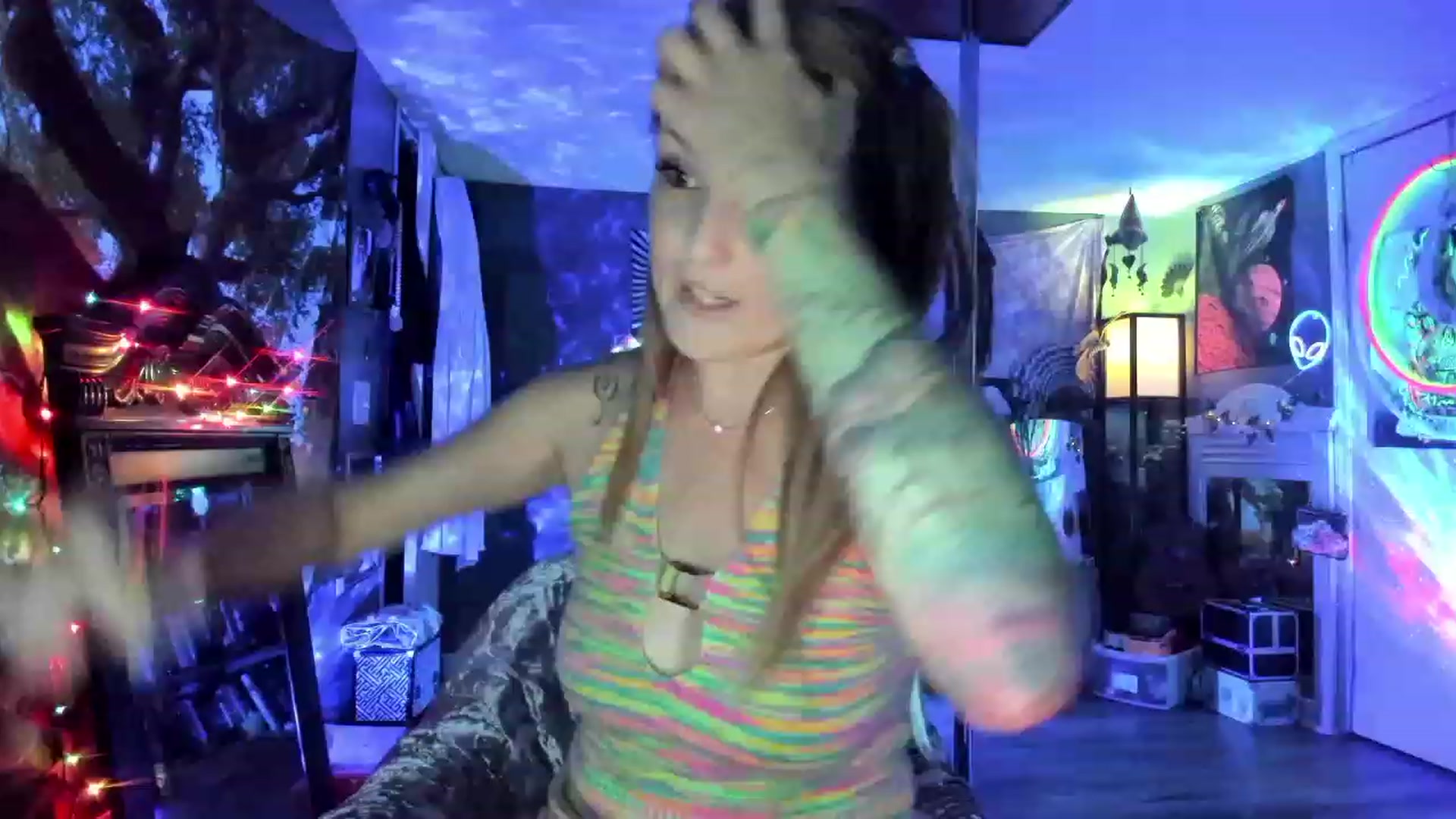 Gallery image thumbnail from Malunaa's myfreecams stream on, 09/07/2023, 23:12 image 6 of 20