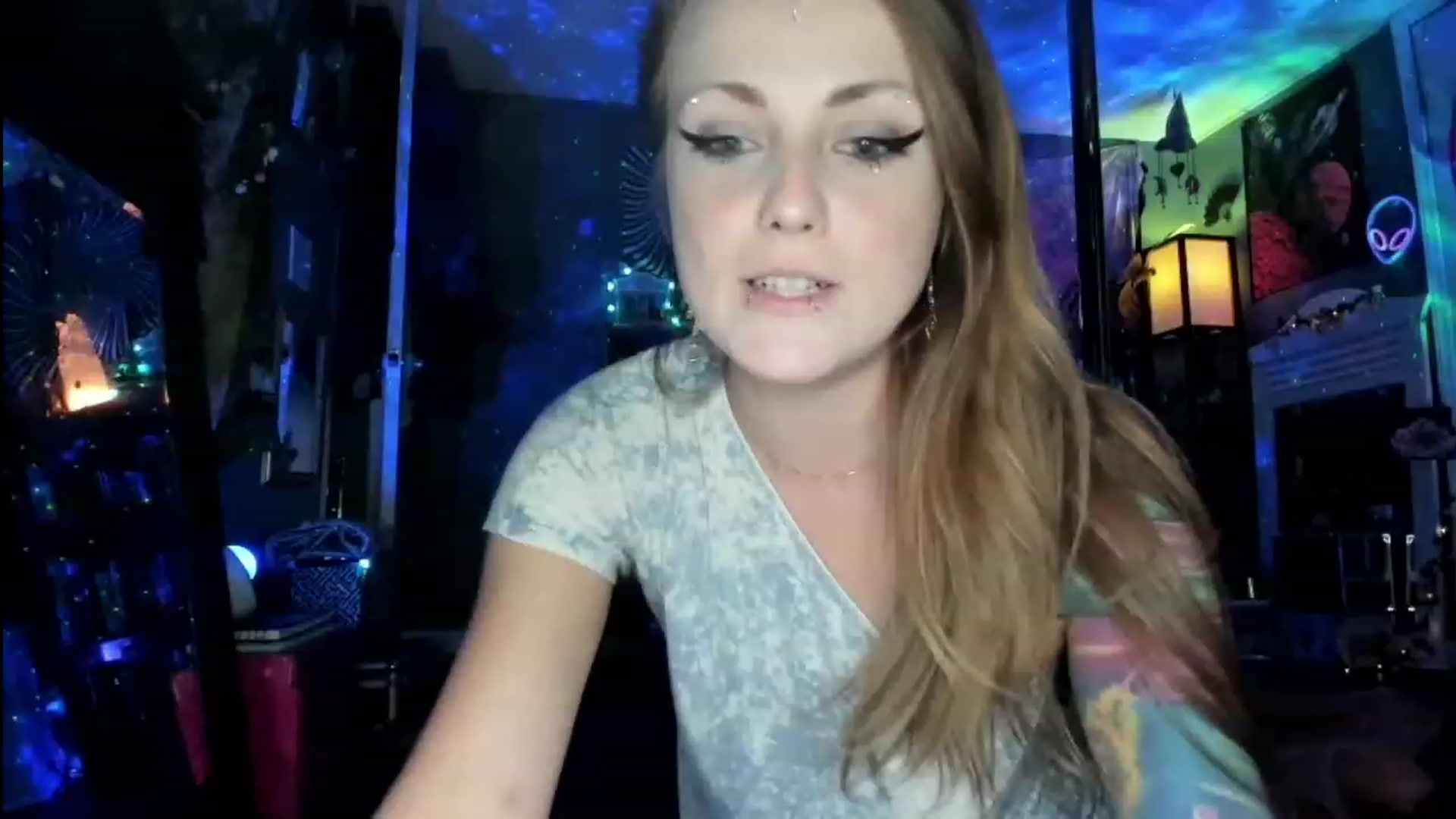 Gallery image thumbnail from Malunaa's myfreecams stream on, 09/28/2023, 20:32 image 6 of 20