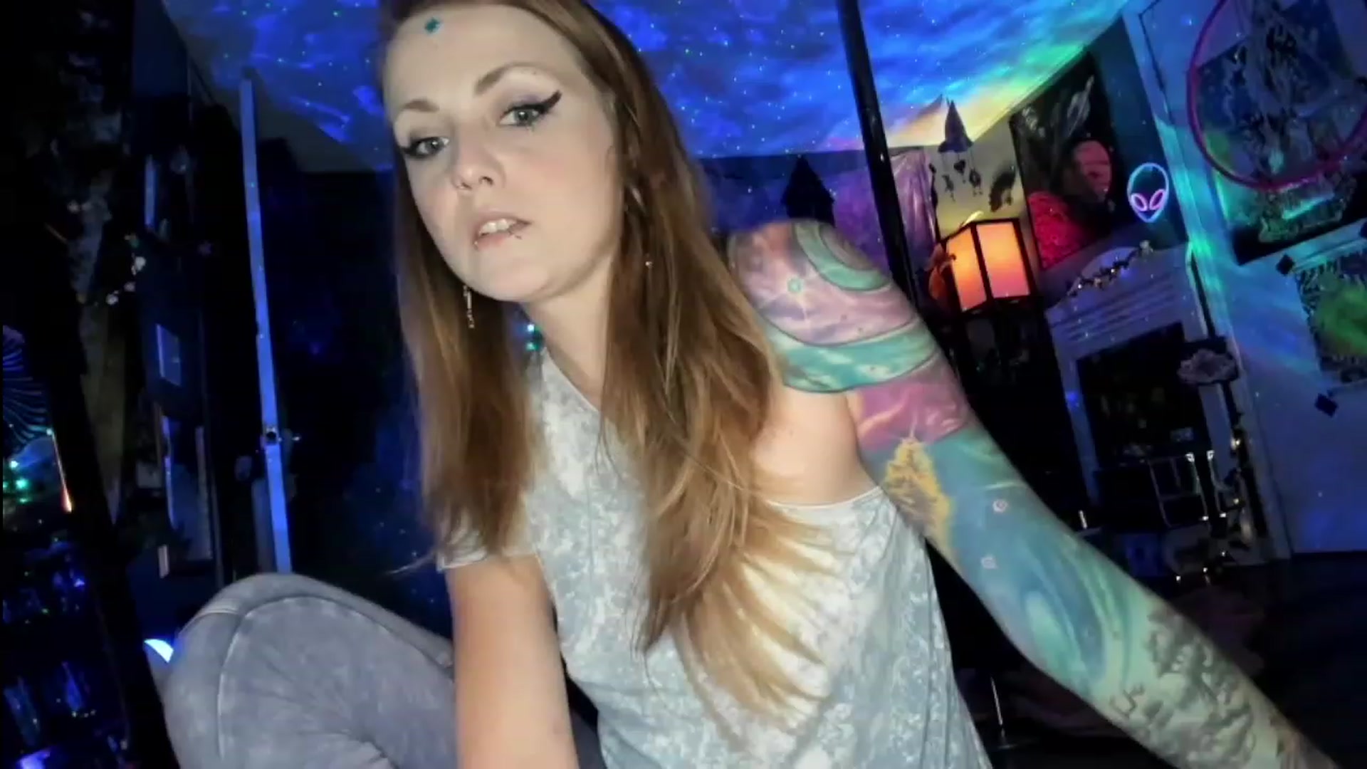 Gallery image thumbnail from Malunaa's myfreecams stream on, 09/28/2023, 20:32 image 1 of 20