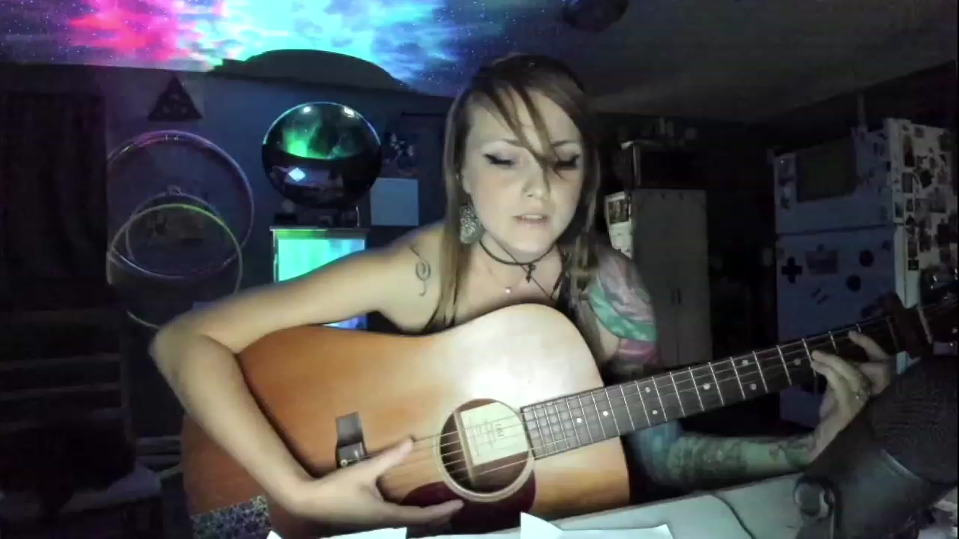 Gallery image thumbnail from Malunaa's myfreecams stream on, 10/02/2023, 23:03 image 1 of 20