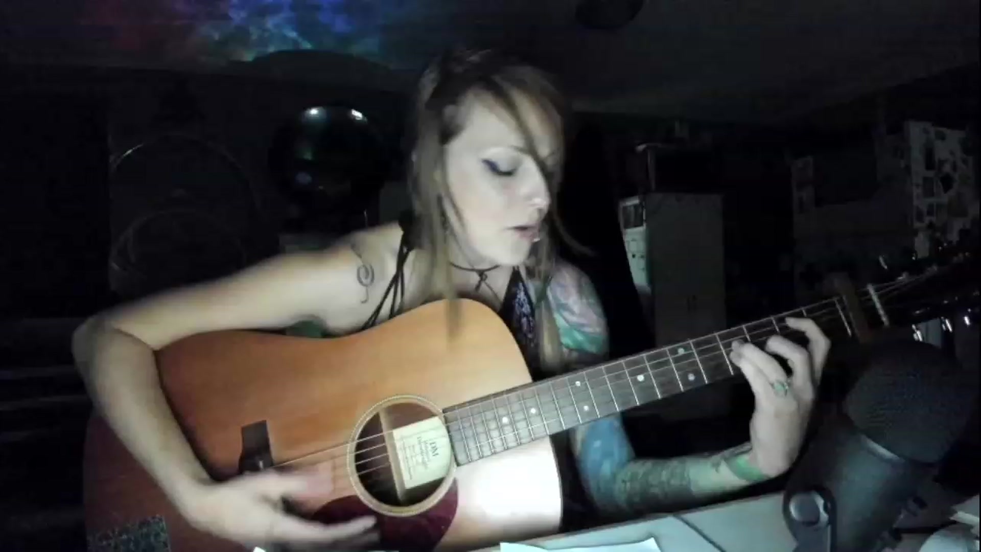 Gallery image thumbnail from Malunaa's myfreecams stream on, 10/02/2023, 23:03 image 8 of 20