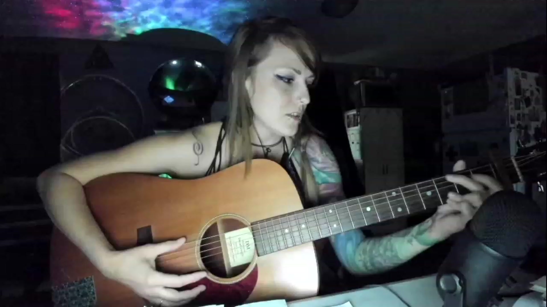 Gallery image thumbnail from Malunaa's myfreecams stream on, 10/02/2023, 23:03 image 4 of 20
