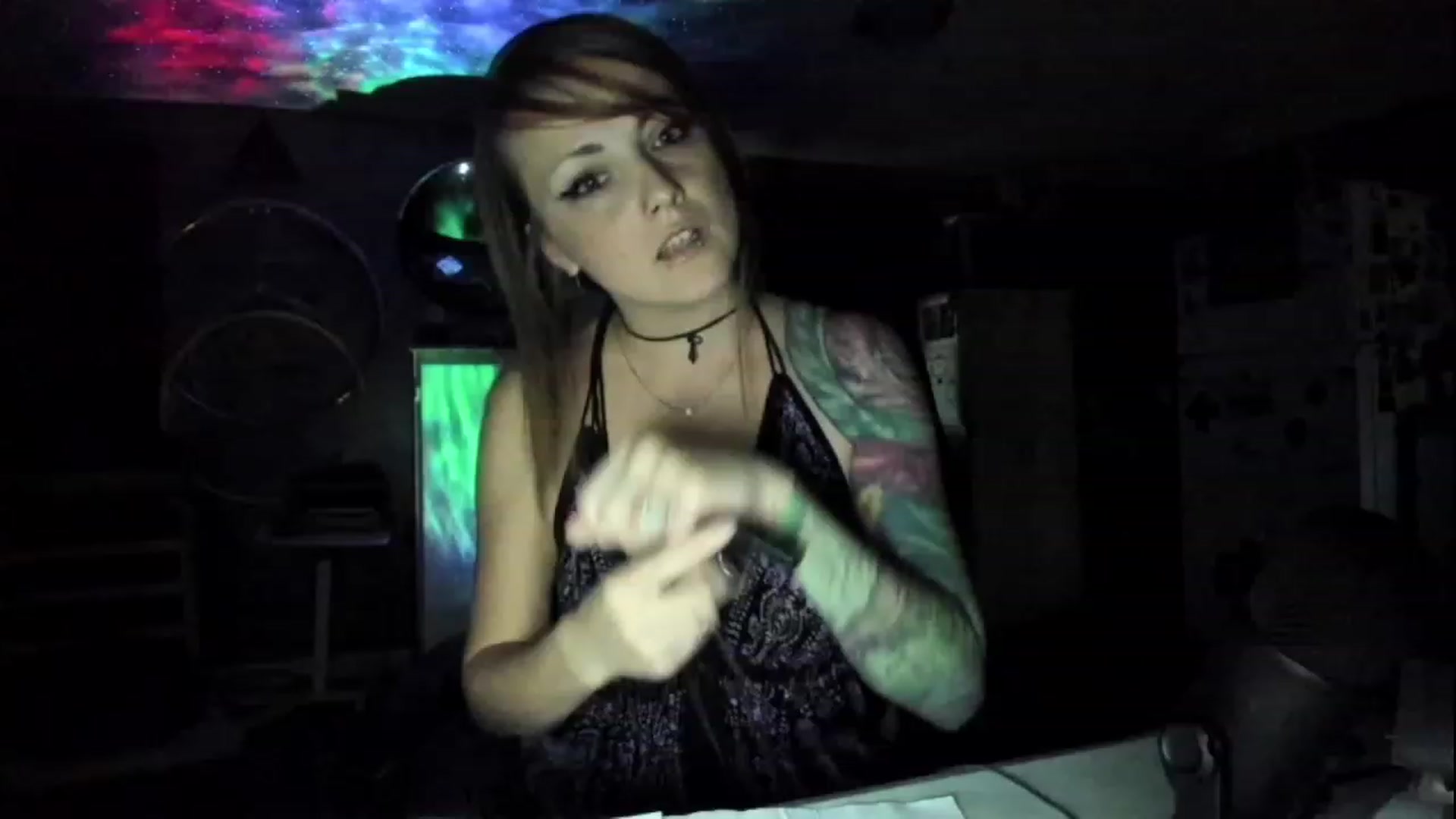 Gallery image thumbnail from Malunaa's myfreecams stream on, 10/02/2023, 23:03 image 14 of 20