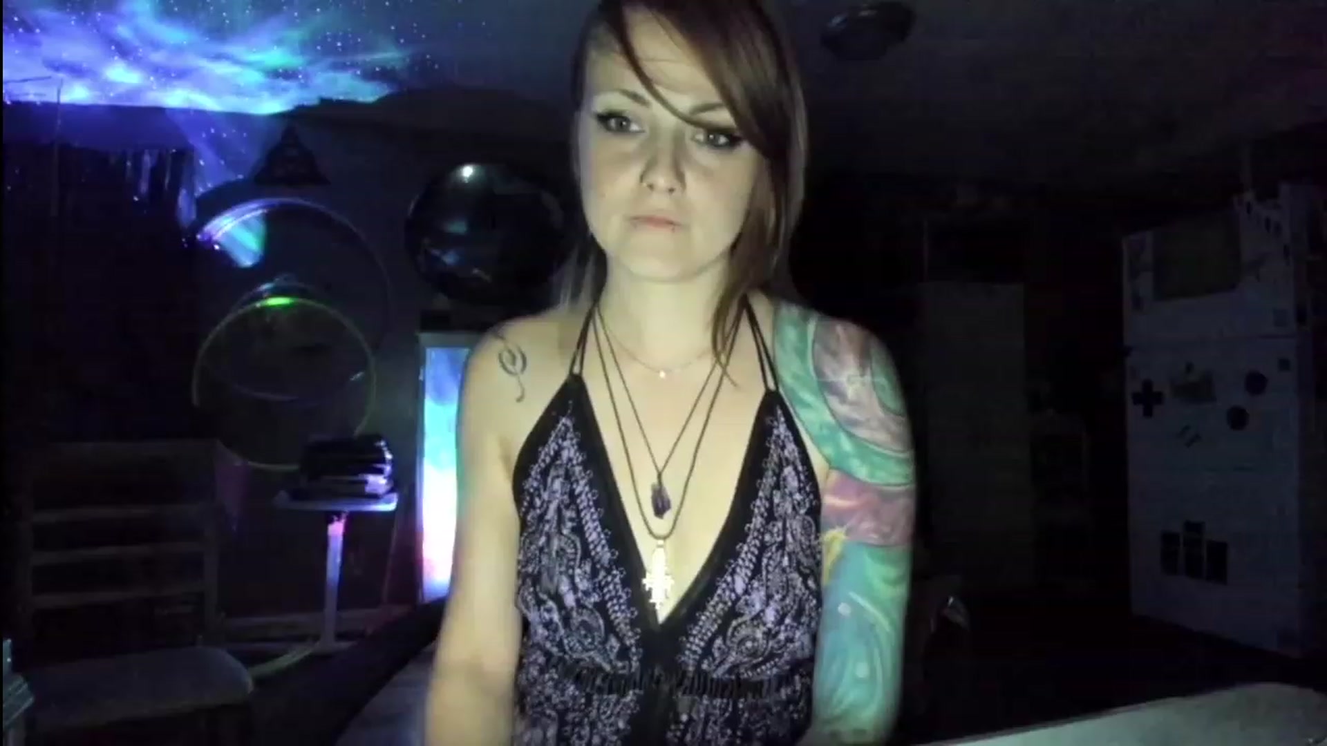 Gallery image thumbnail from Malunaa's myfreecams stream on, 10/03/2023, 24:43 image 16 of 20