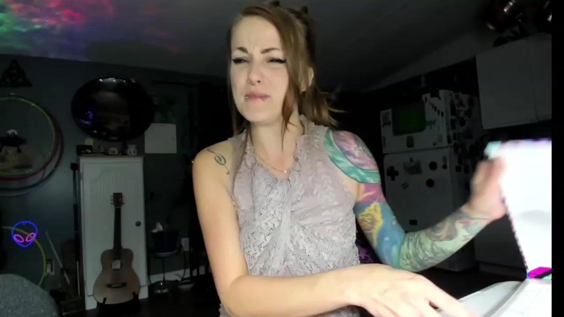 Gallery image thumbnail from Malunaa's myfreecams stream on, 12/27/2023, 01:36 image 4 of 20