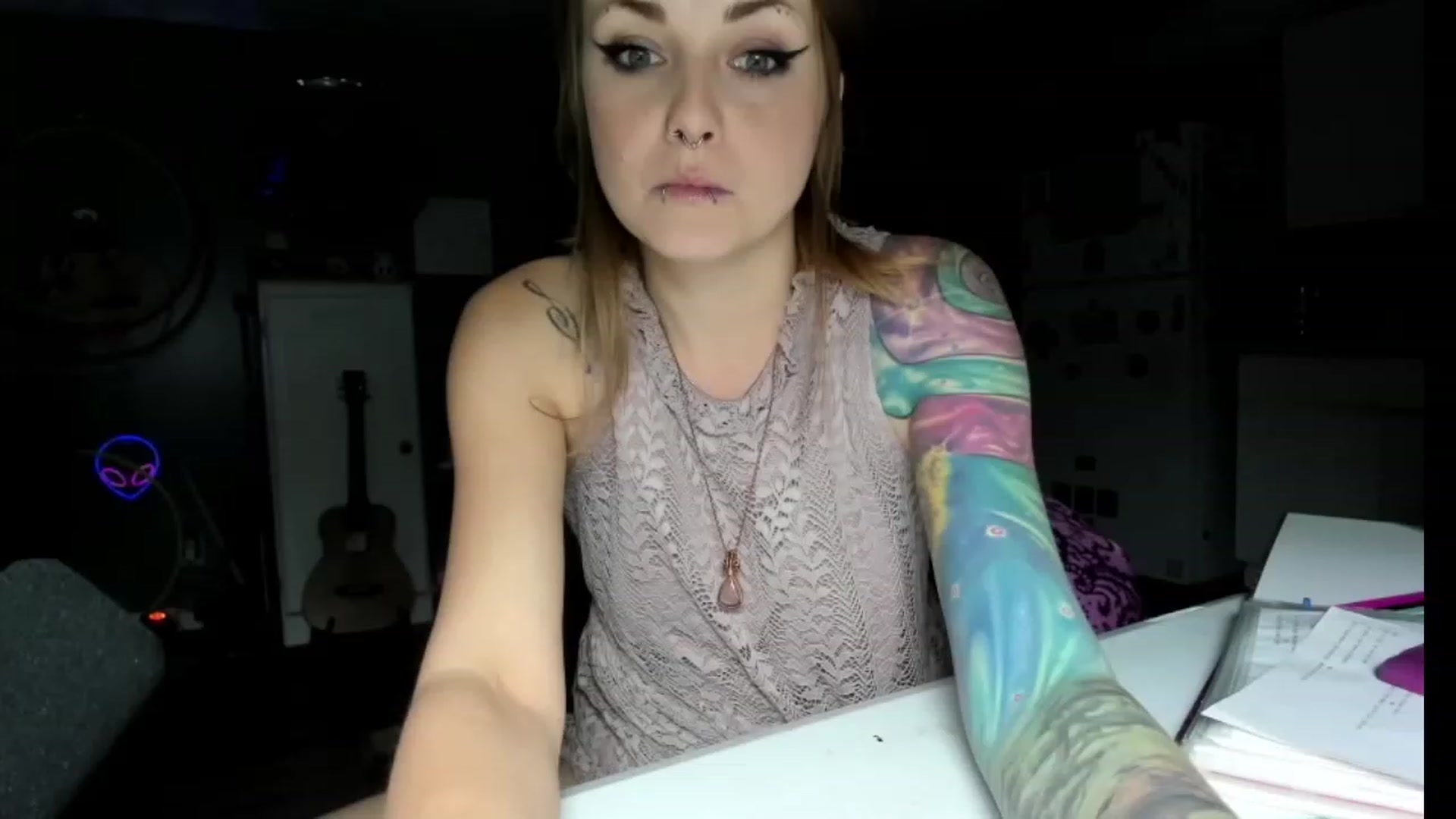 Gallery image thumbnail from Malunaa's myfreecams stream on, 12/27/2023, 01:36 image 8 of 20