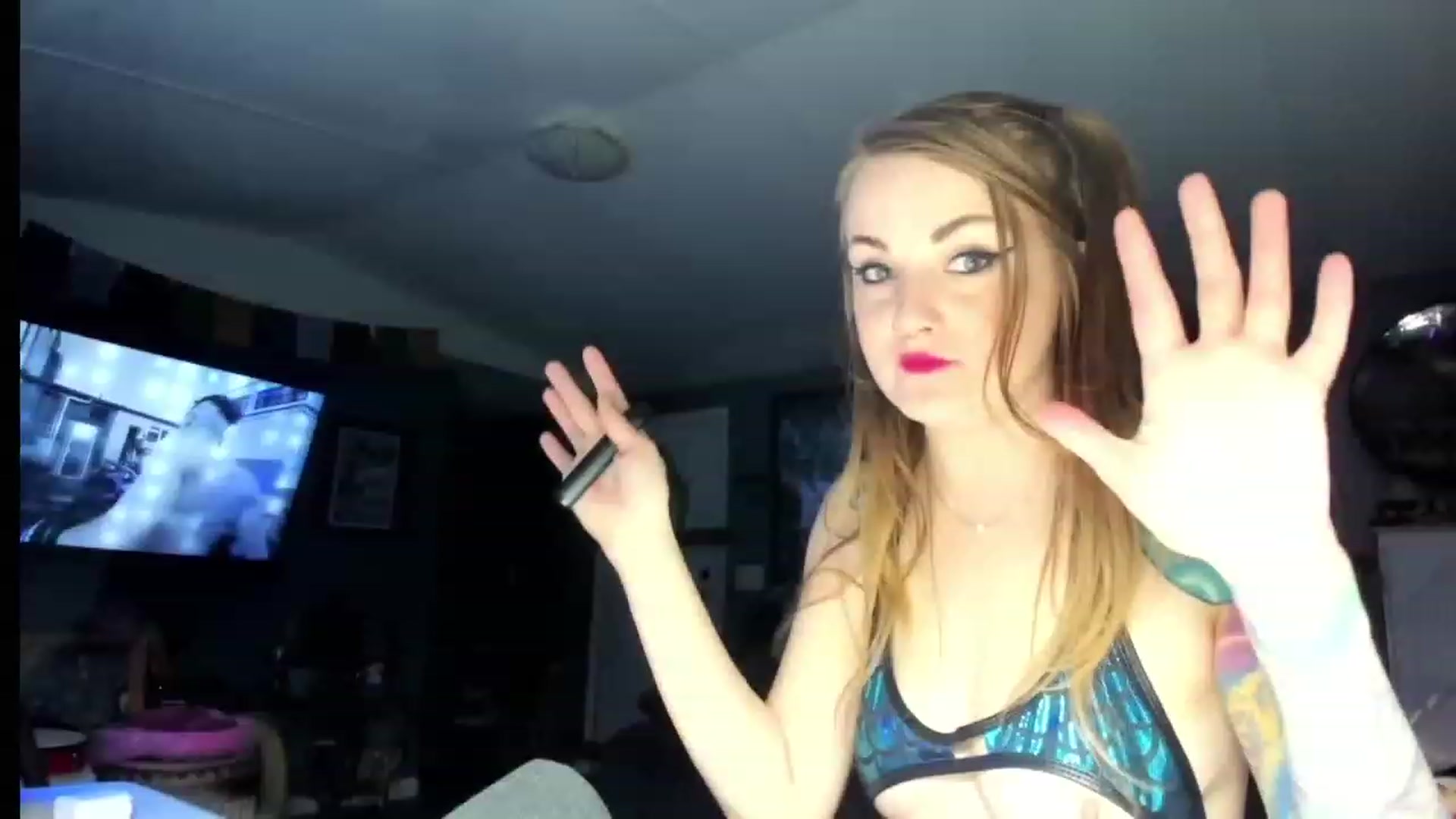 Gallery image thumbnail from Malunaa's myfreecams stream on, 03/11/2024, 05:16 image 7 of 20