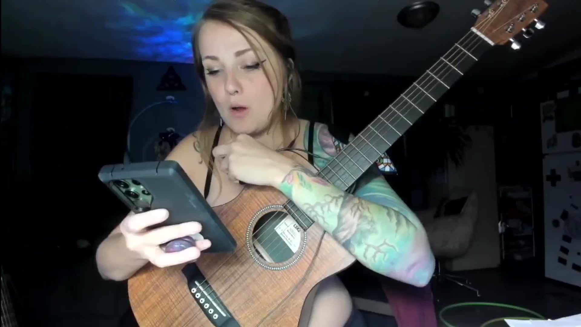 Gallery image thumbnail from Malunaa's myfreecams stream on, 08/15/2024, 01:06 image 14 of 20
