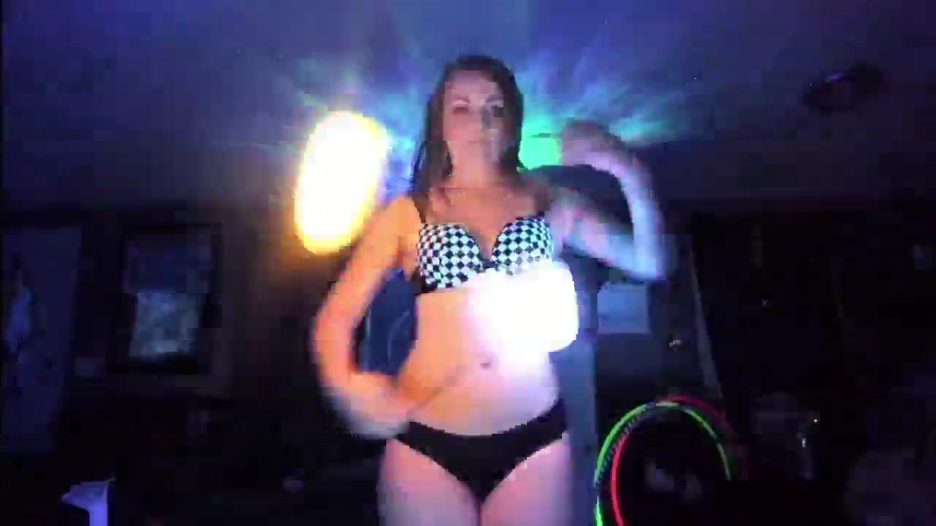 Gallery image thumbnail from Malunaa's myfreecams stream on, 08/15/2024, 01:06 image 4 of 20