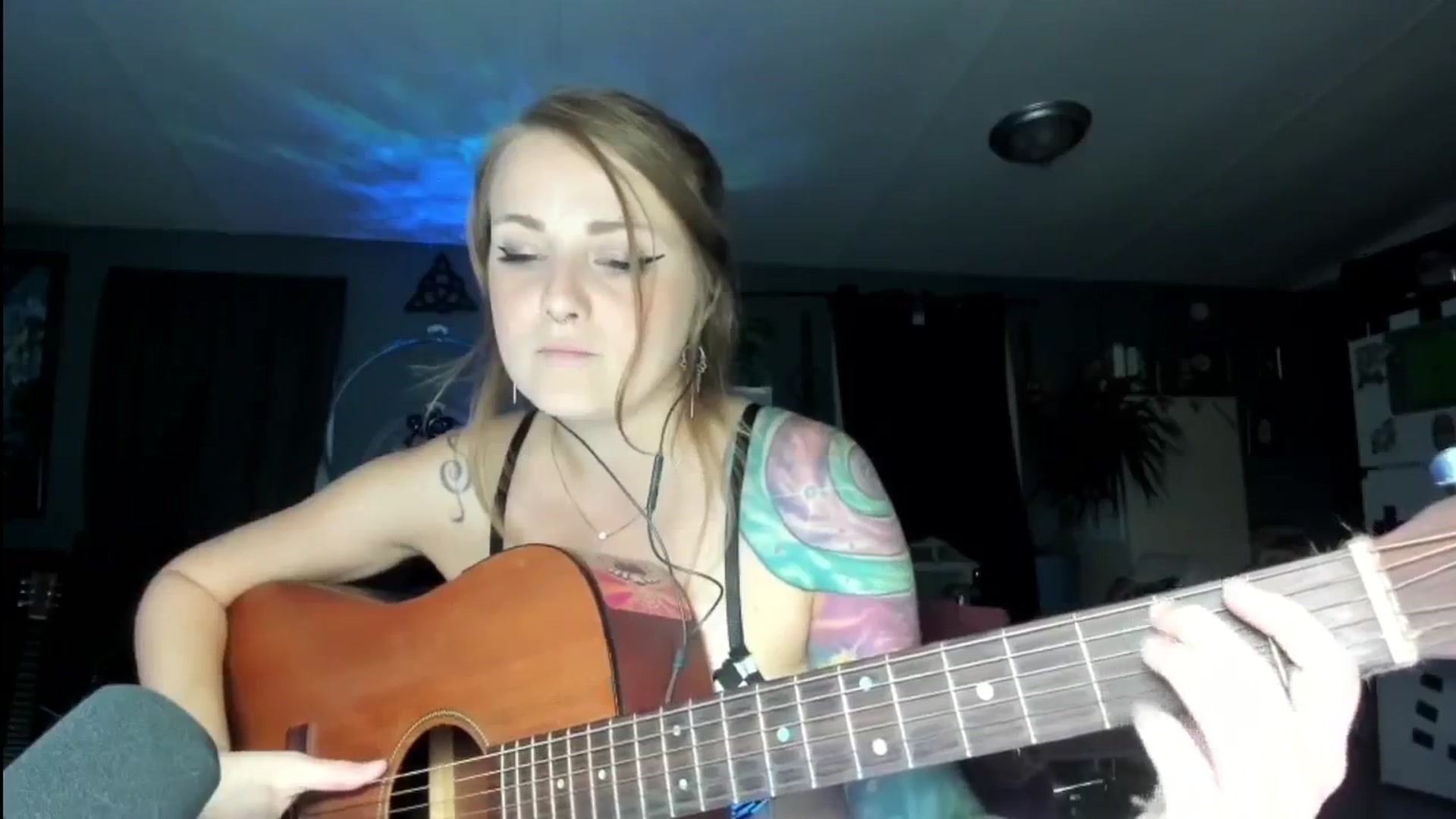 Gallery image thumbnail from Malunaa's myfreecams stream on, 08/15/2024, 01:06 image 12 of 20