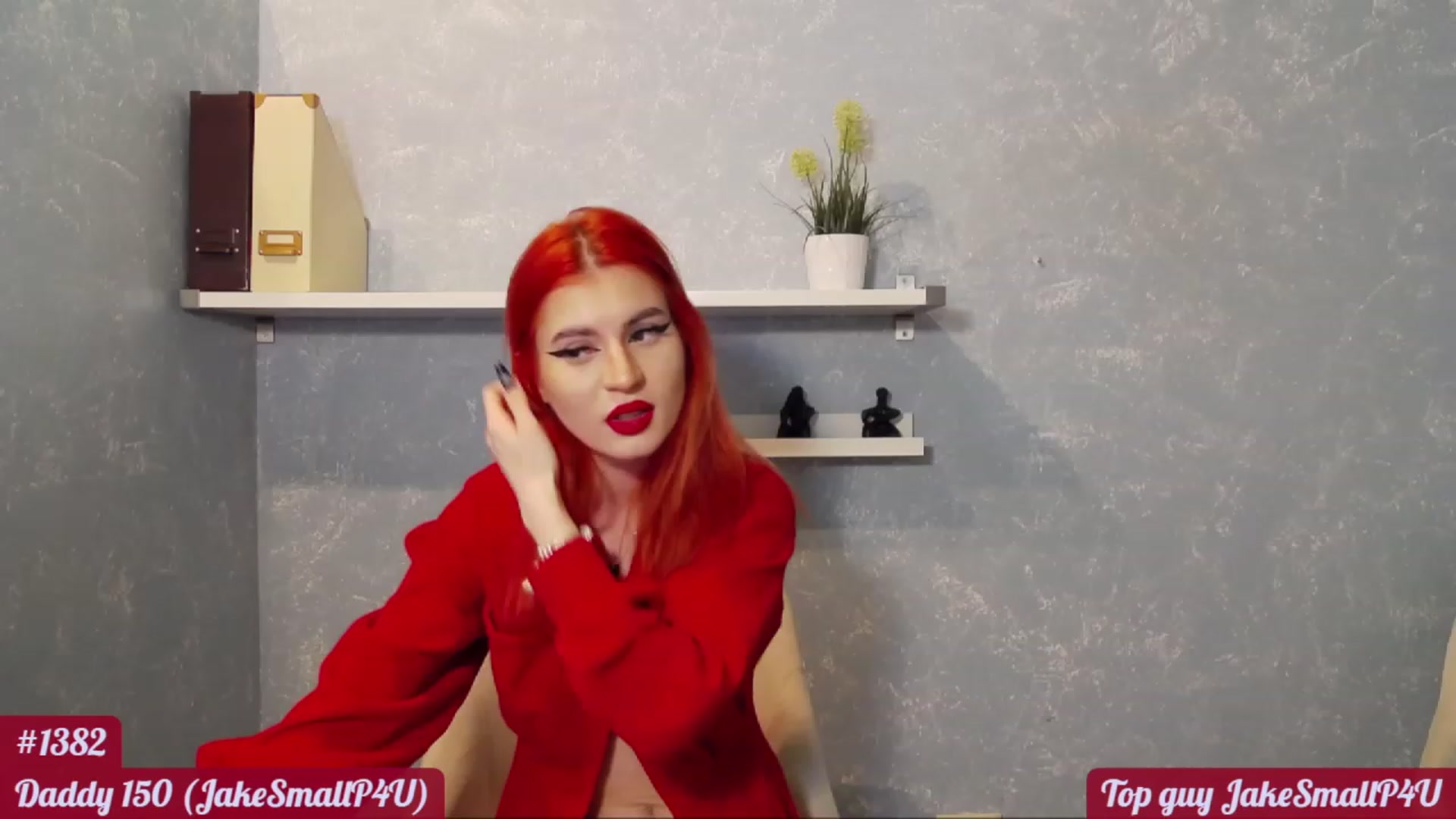 Gallery image thumbnail from MamaDragon's myfreecams stream on, 11/15/2022, 18:32 image 6 of 20
