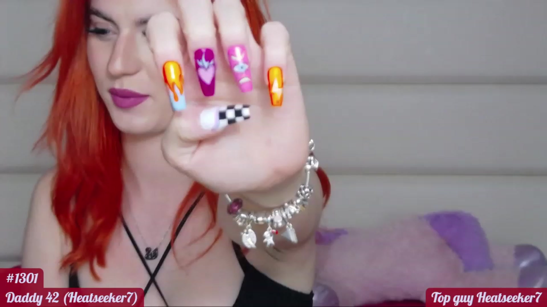 Gallery image thumbnail from MamaDragon's myfreecams stream on, 11/18/2022, 15:18 image 20 of 20